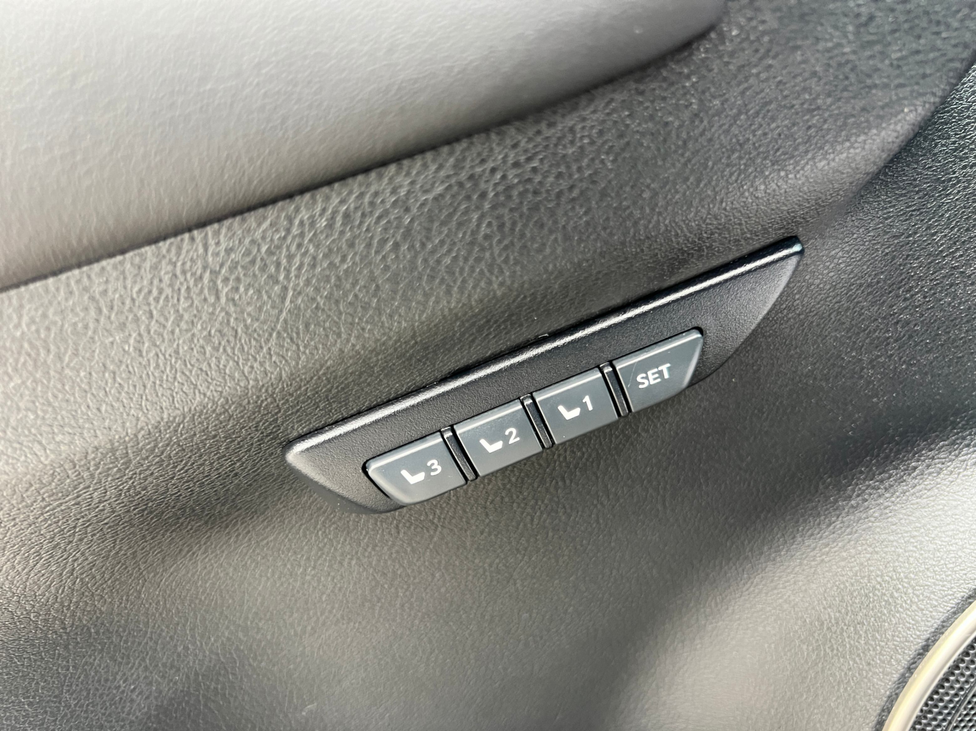 /crownautomobile/2019-Lexus-NX-4013143567824915.jpg