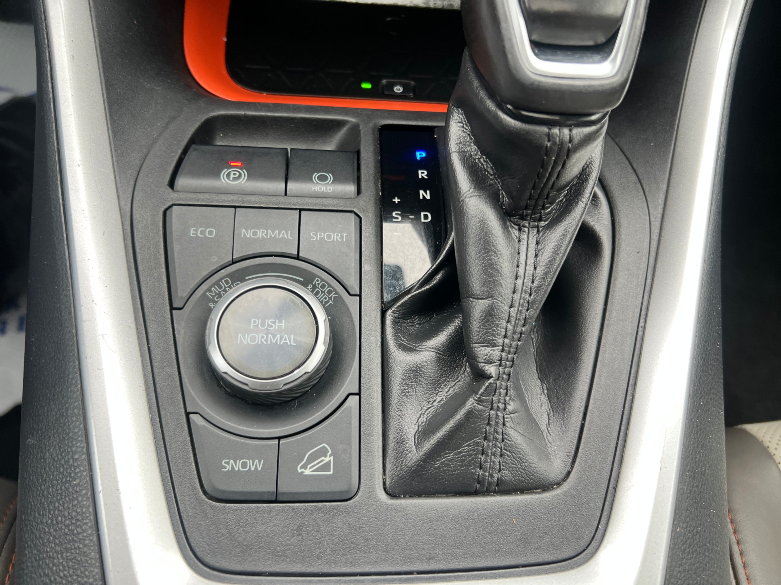 /crownautomobile/2019-Toyota-RAV4-07712910417463581.jpg