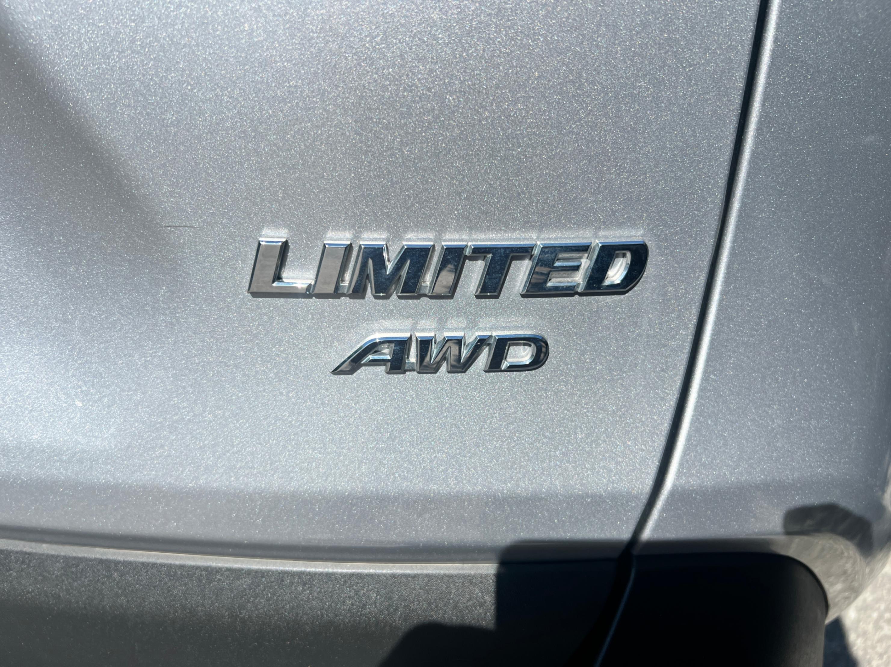 /crownautomobile/2019-Toyota-RAV4-13661209320243883.jpg