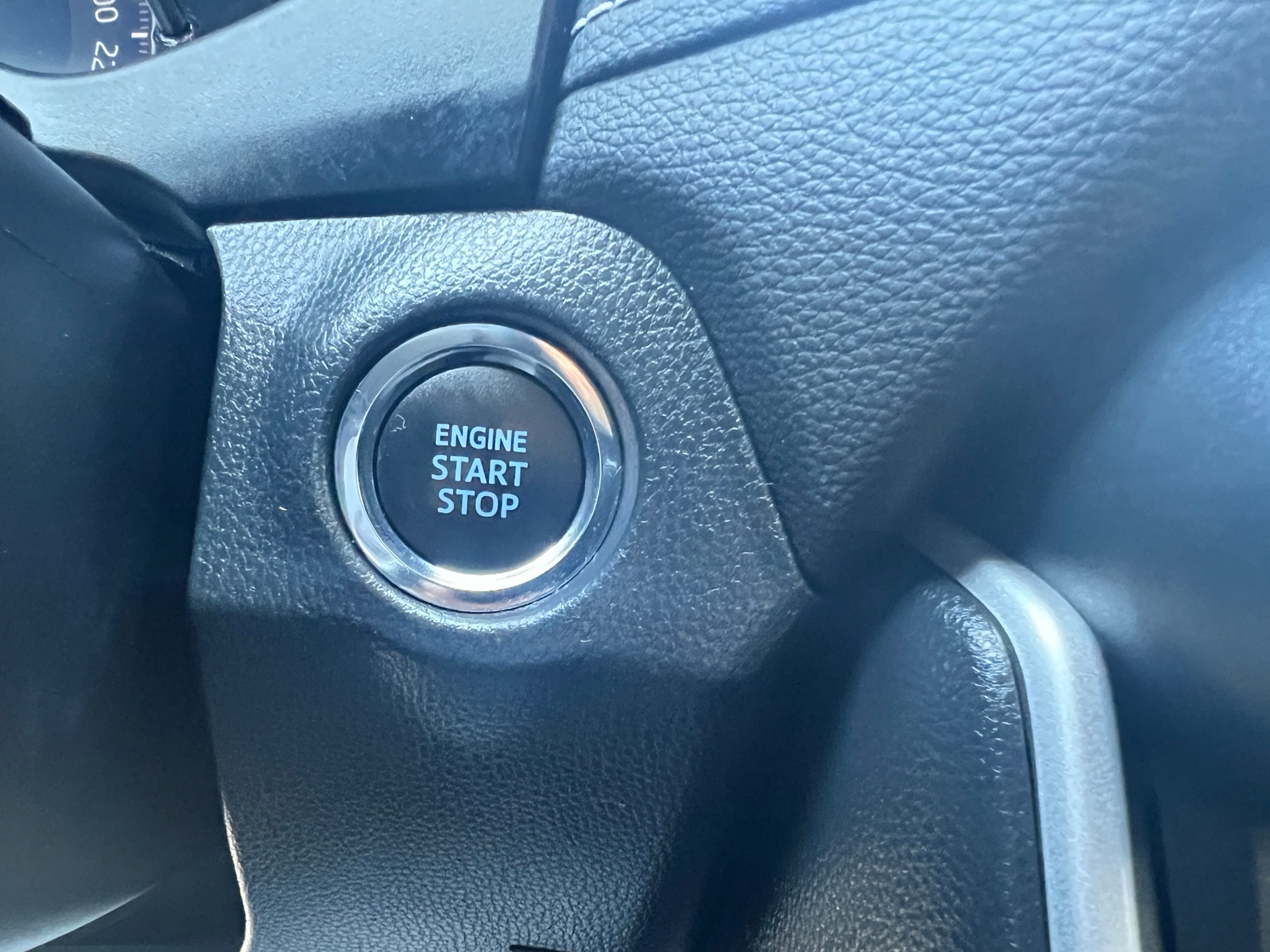 /crownautomobile/2019-Toyota-RAV4-20526237730755503.jpg
