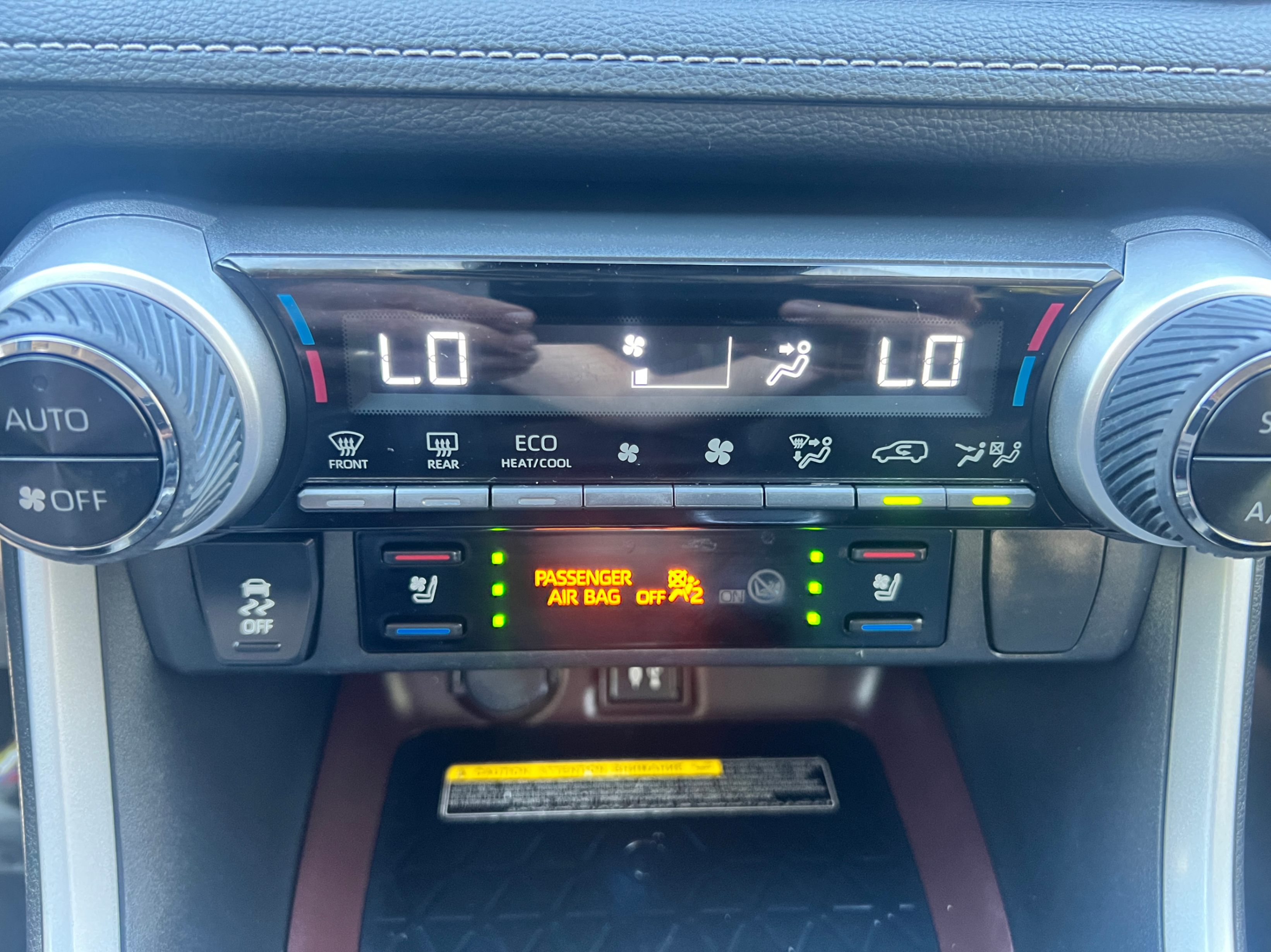 /crownautomobile/2019-Toyota-RAV4-2185561954066244.jpg