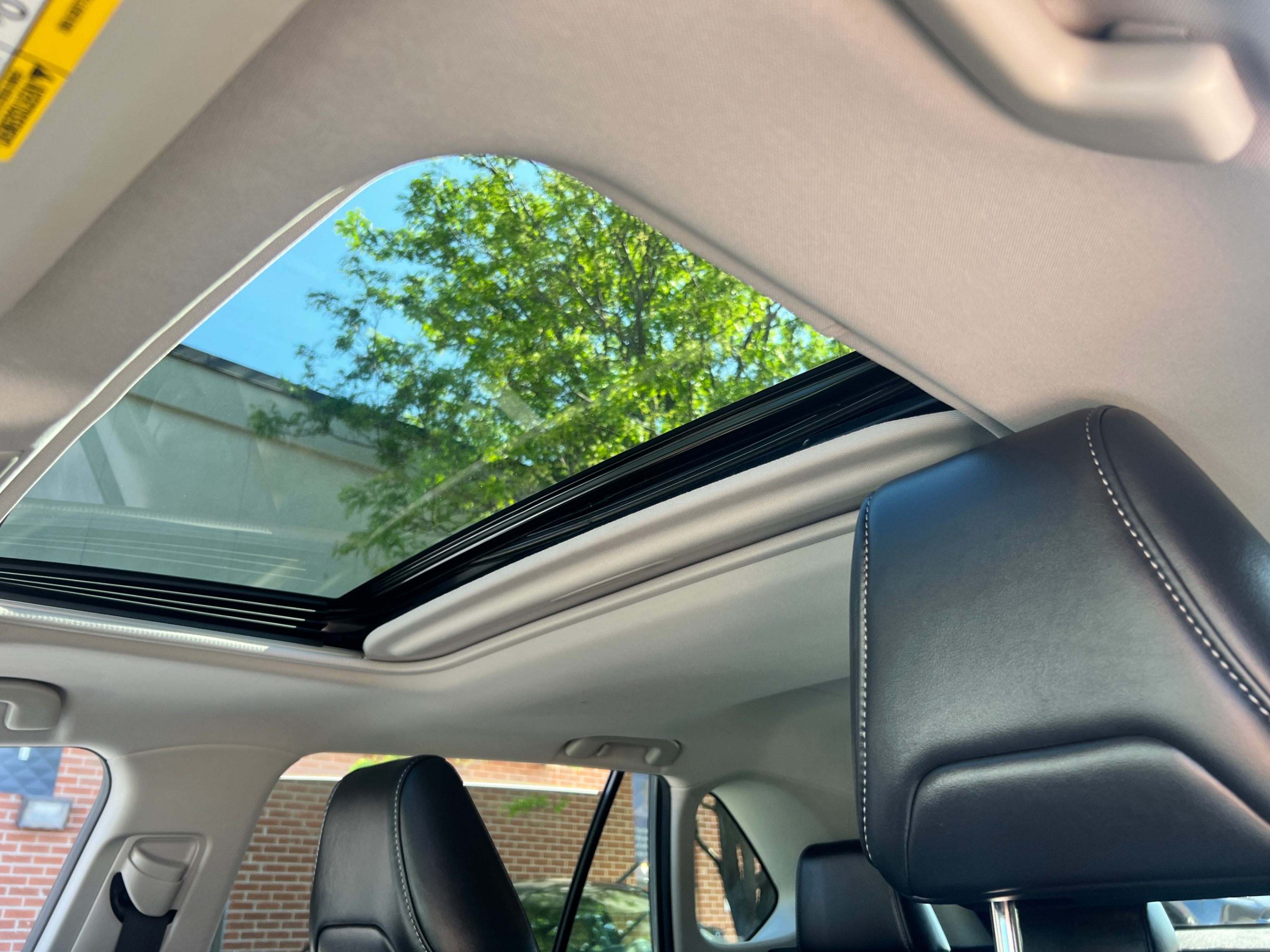 /crownautomobile/2019-Toyota-RAV4-579390698683208.jpg