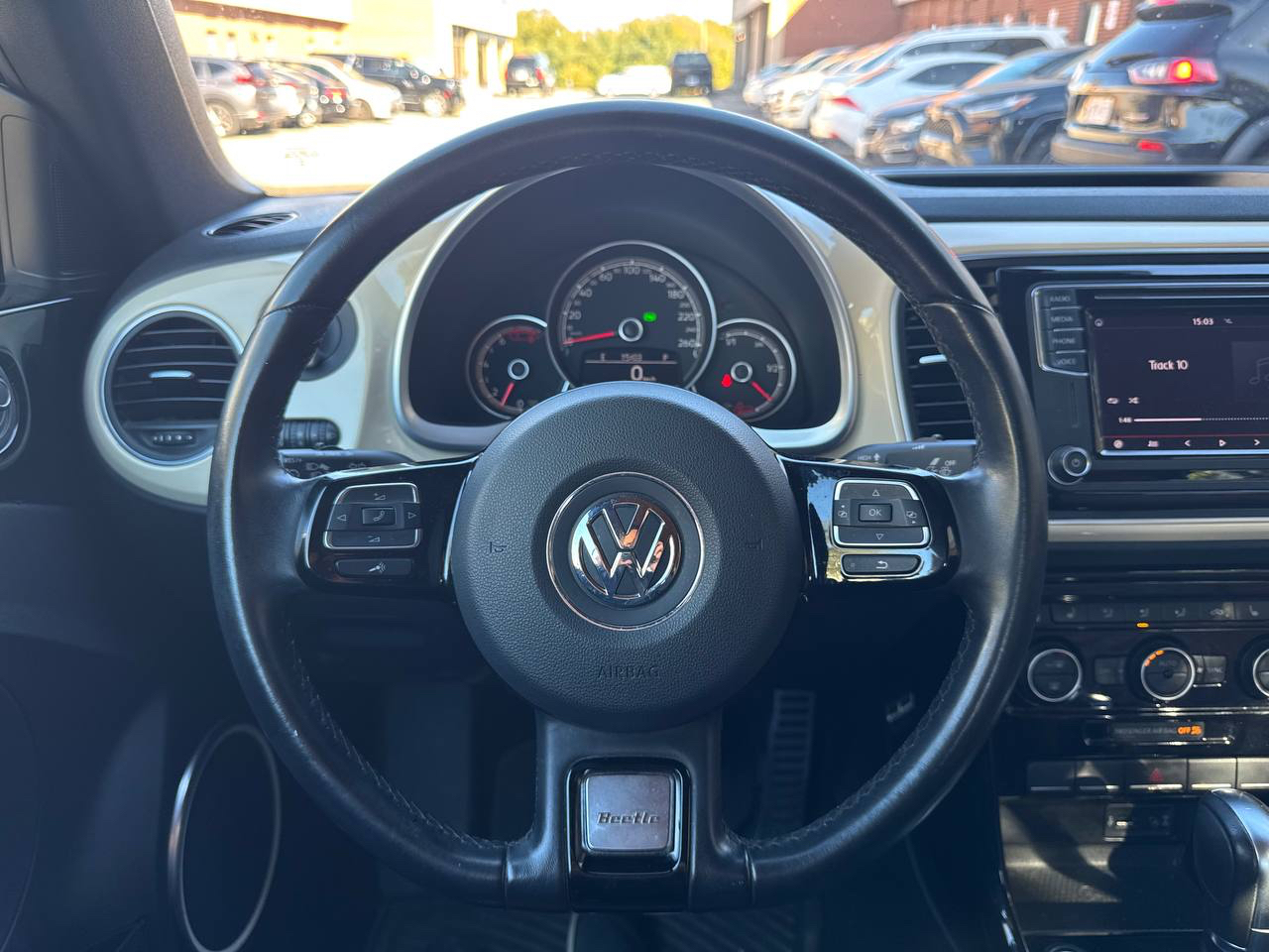 /crownautomobile/2019-Volkswagen-Beetle-4042569101396982.jpg