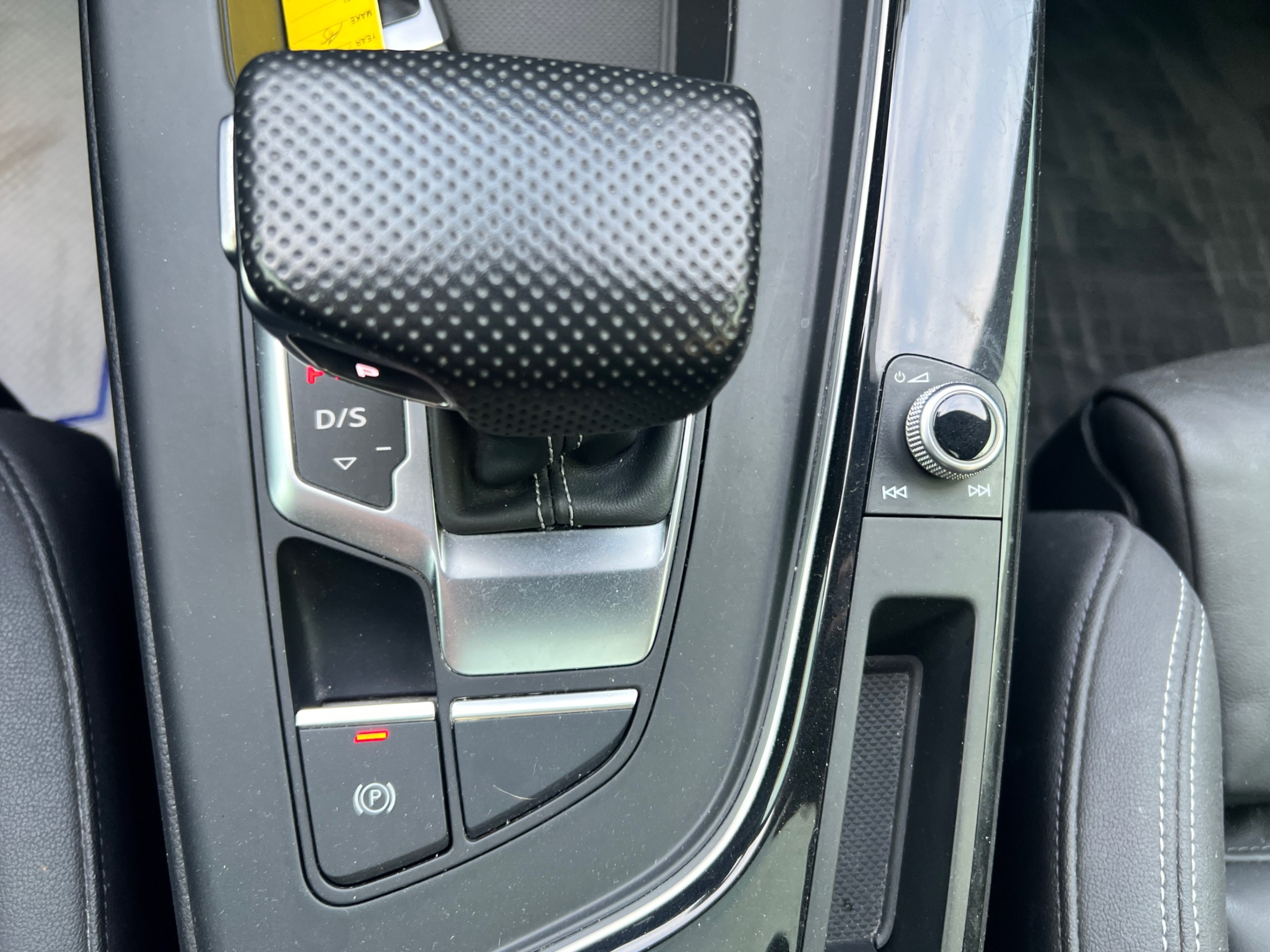 /crownautomobile/2020-Audi-A5Sportback-4229821306747741.jpg