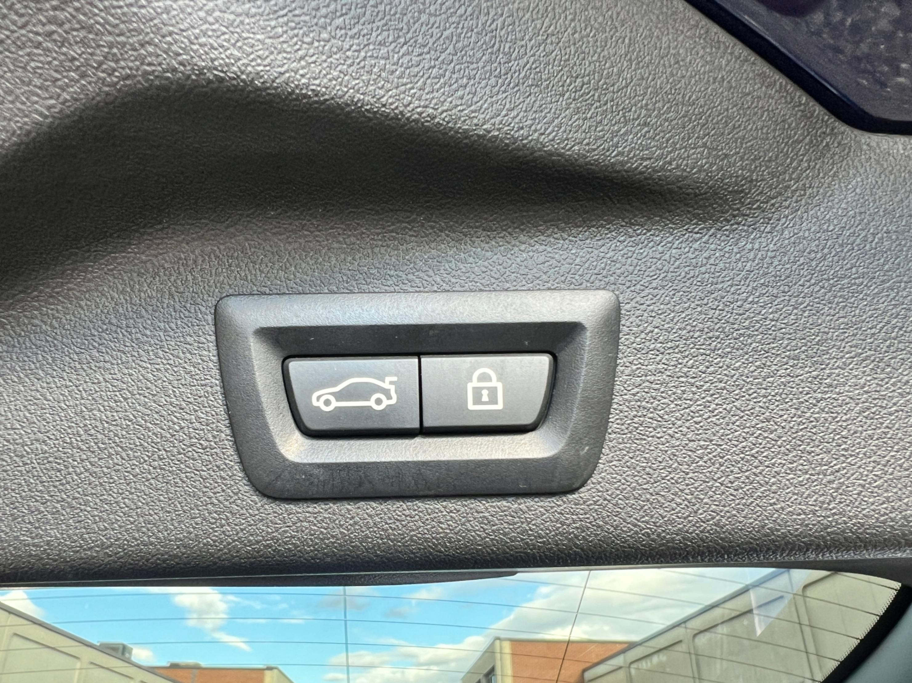 /crownautomobile/2020-BMW-X7-26219147966090905.jpg
