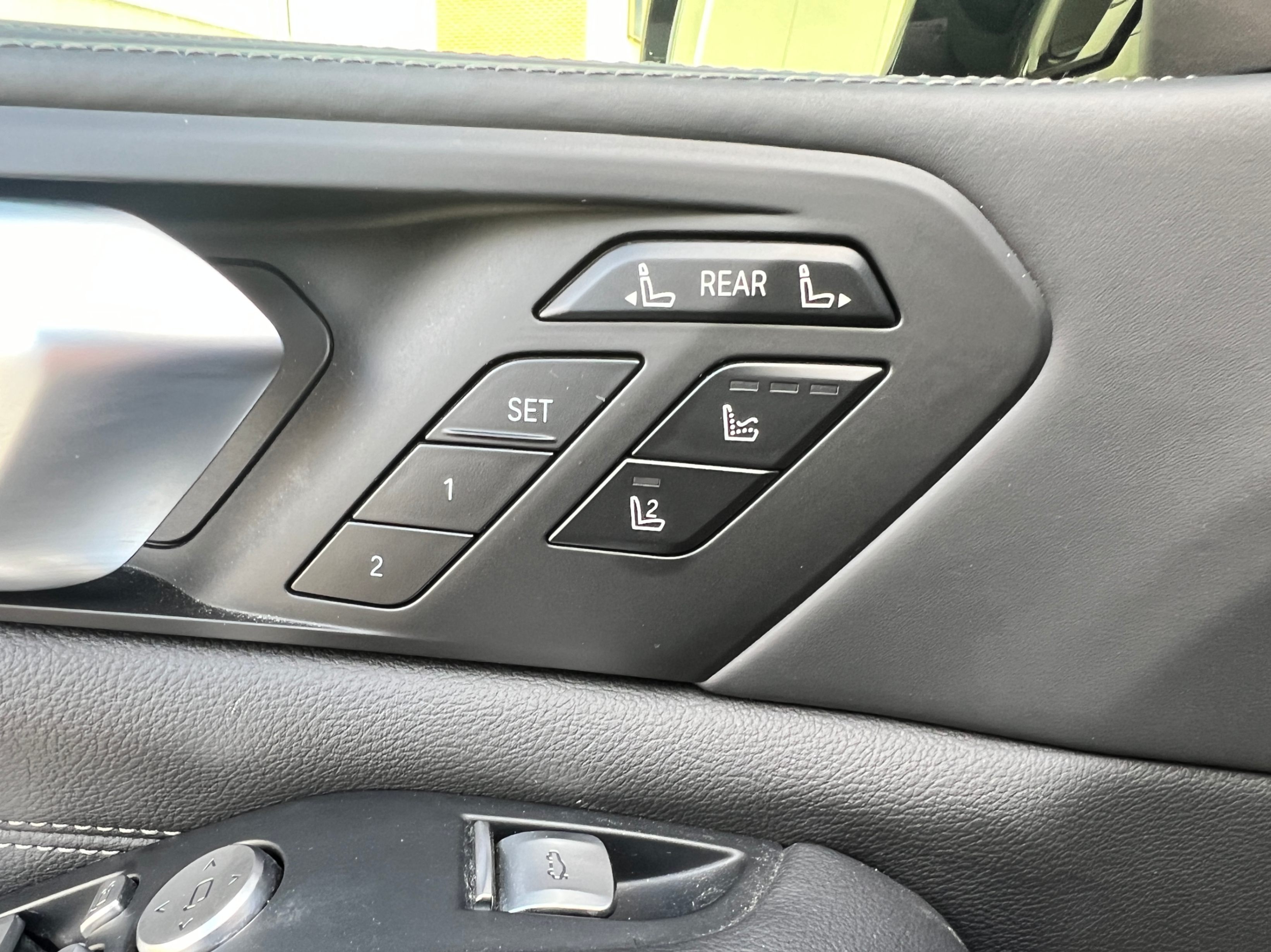 /crownautomobile/2020-BMW-X7-5632242438703607.jpg