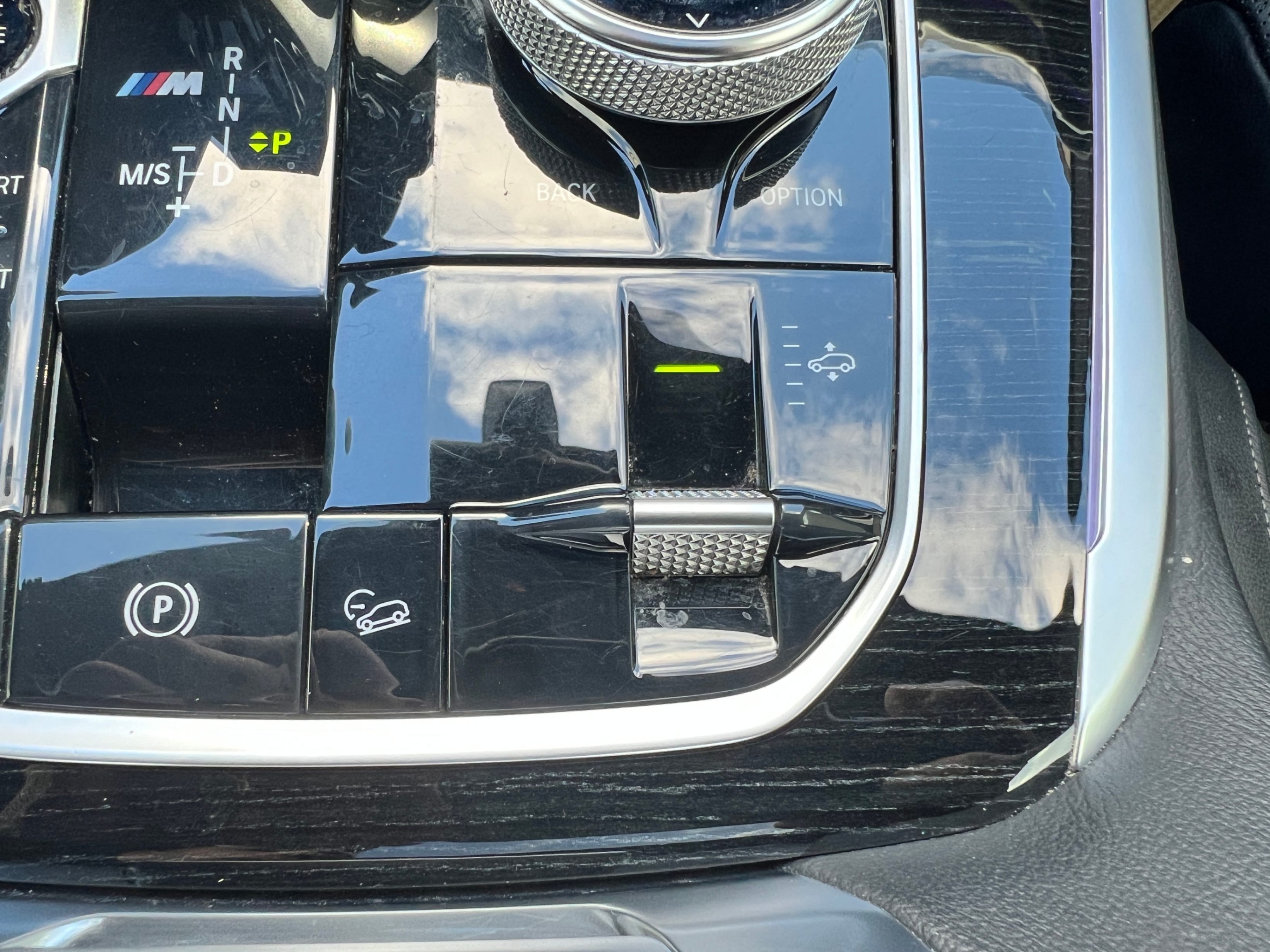 /crownautomobile/2020-BMW-X7-685304734452814.jpg