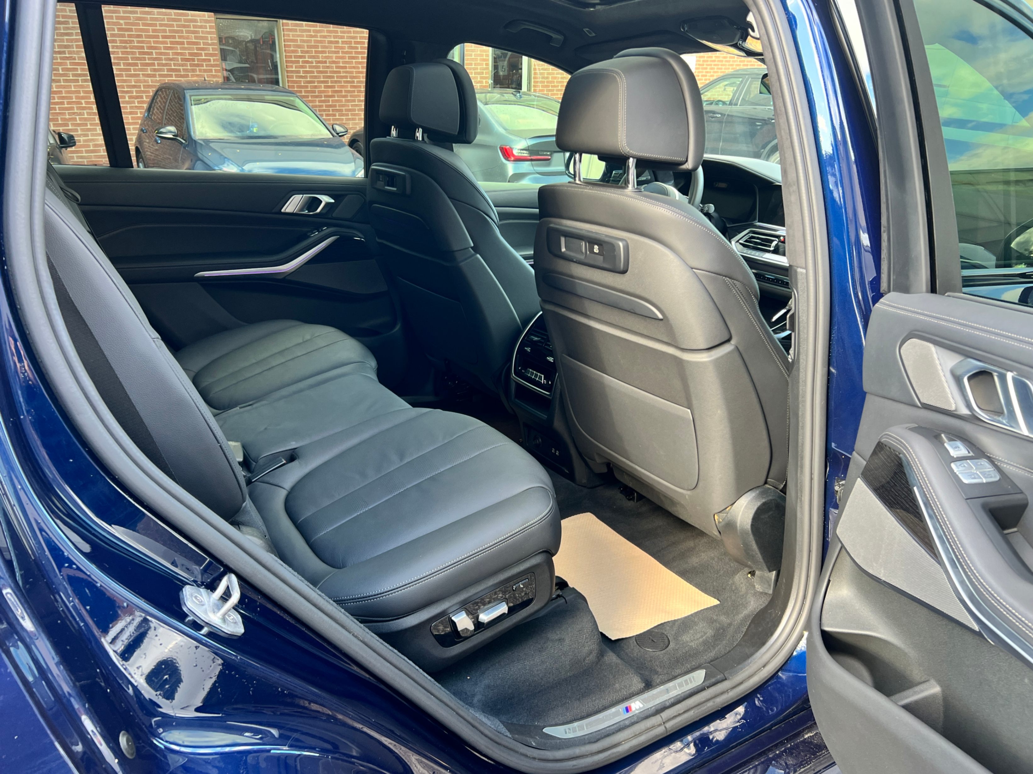 /crownautomobile/2020-BMW-X7-8575015480481674.jpg
