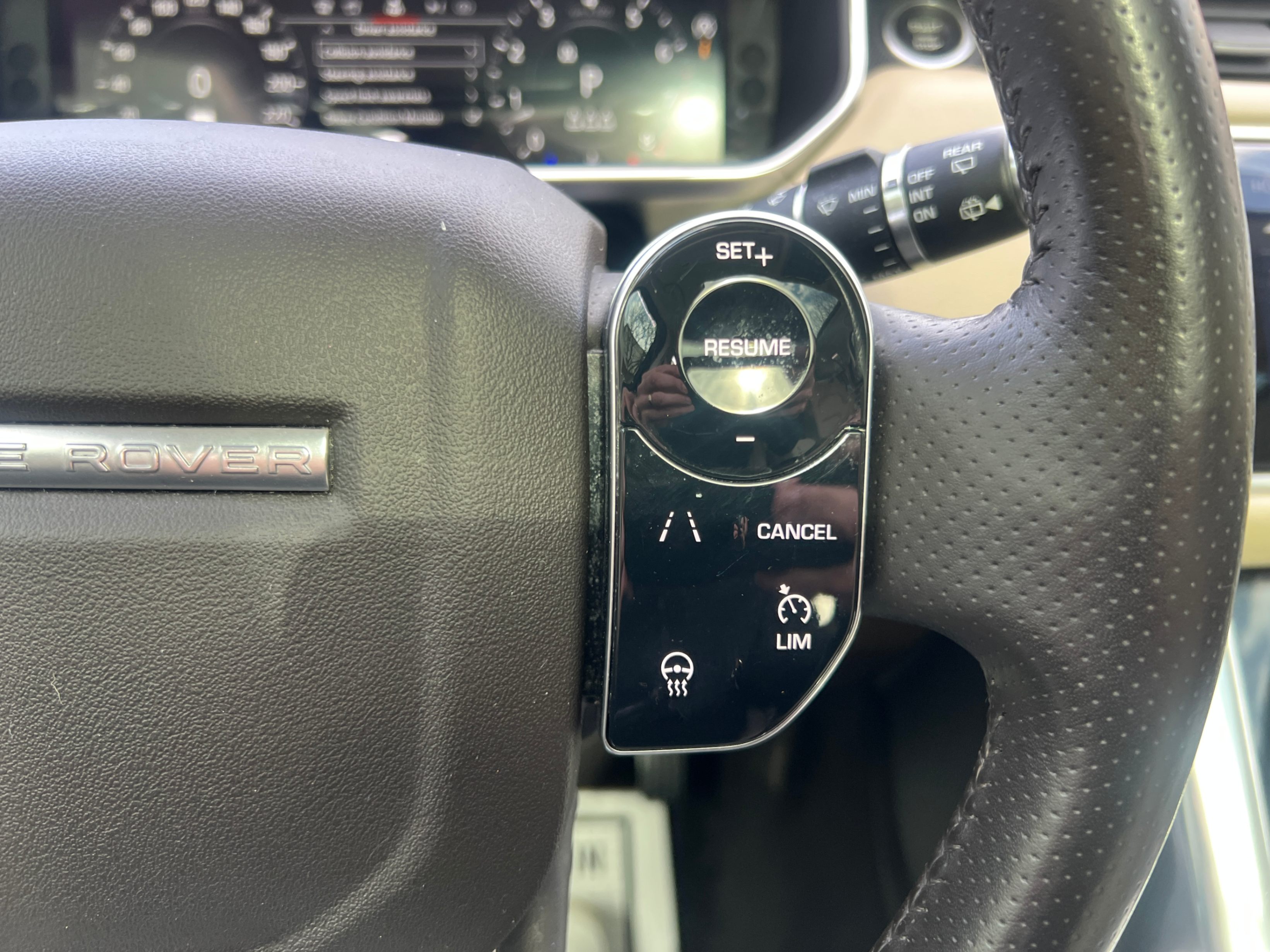 /crownautomobile/2020-LandRover-RangeRover-19576084068416888.jpg
