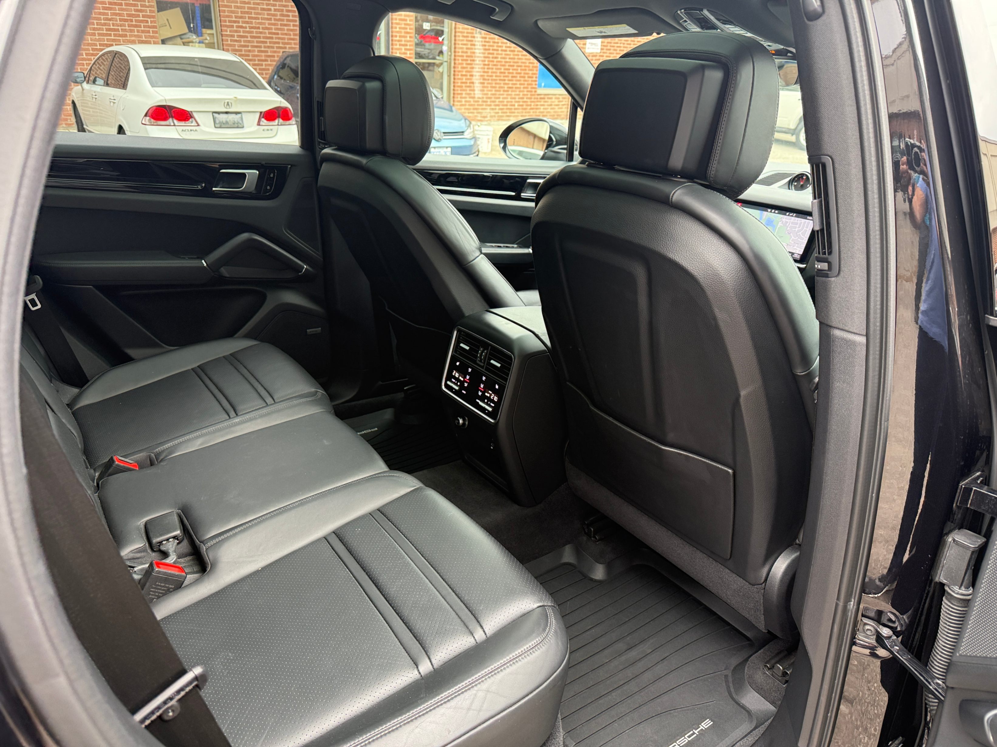/crownautomobile/2020-Porsche-Cayenne-9351189663842607.jpg