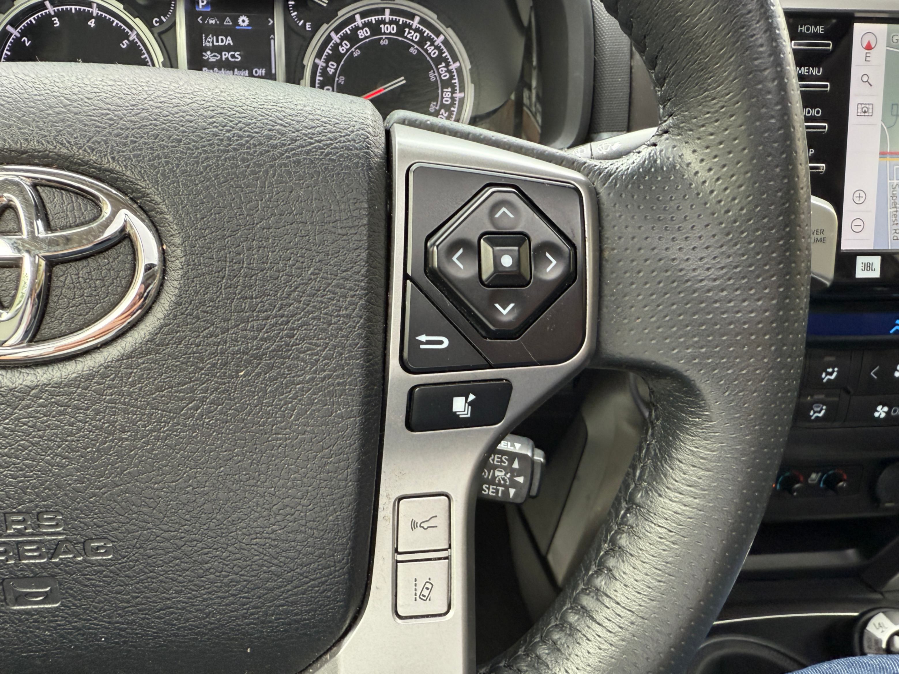 /crownautomobile/2020-Toyota-4Runner-20644586099692774.jpg