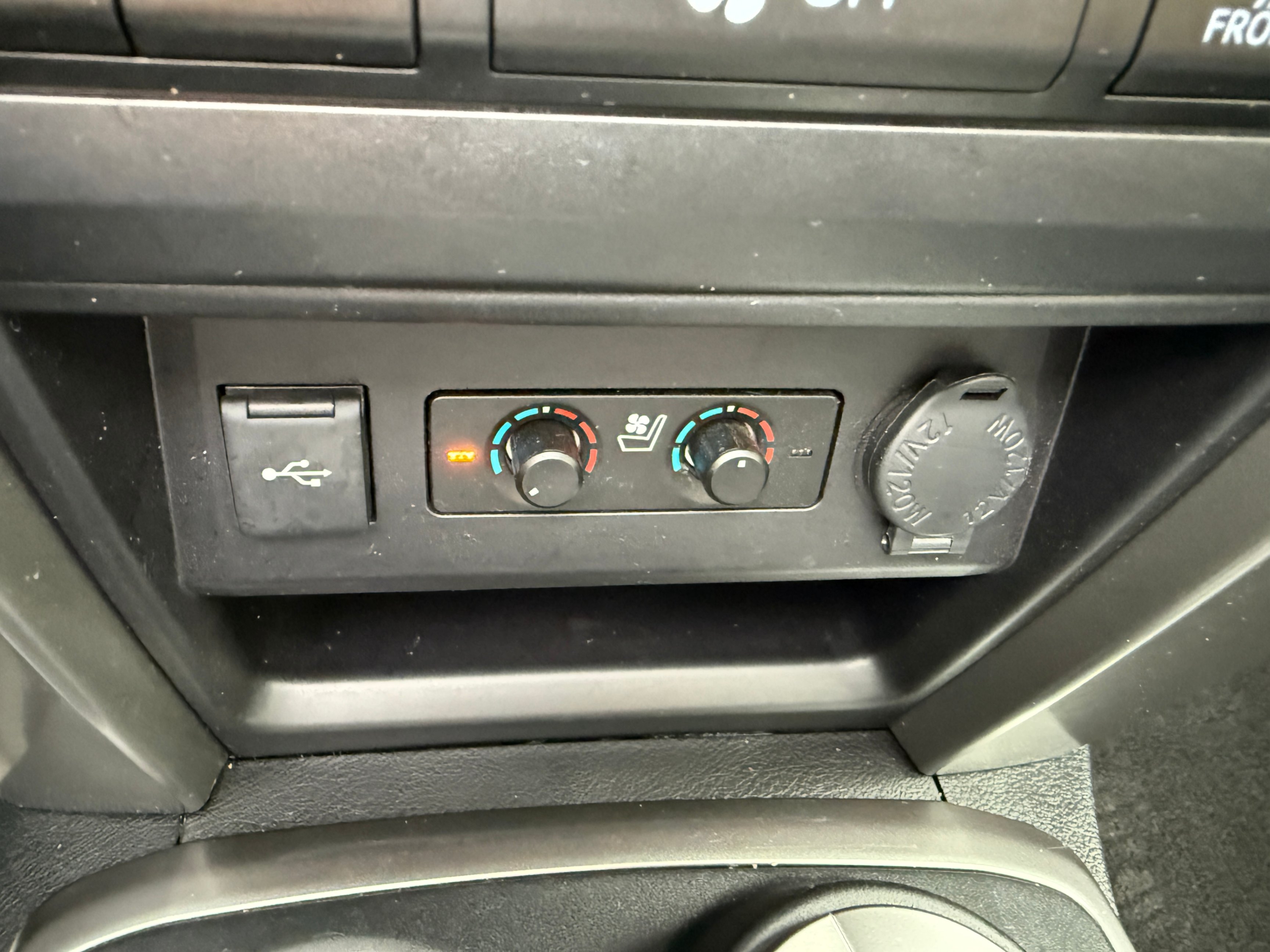 /crownautomobile/2020-Toyota-4Runner-46065410141622354.jpg
