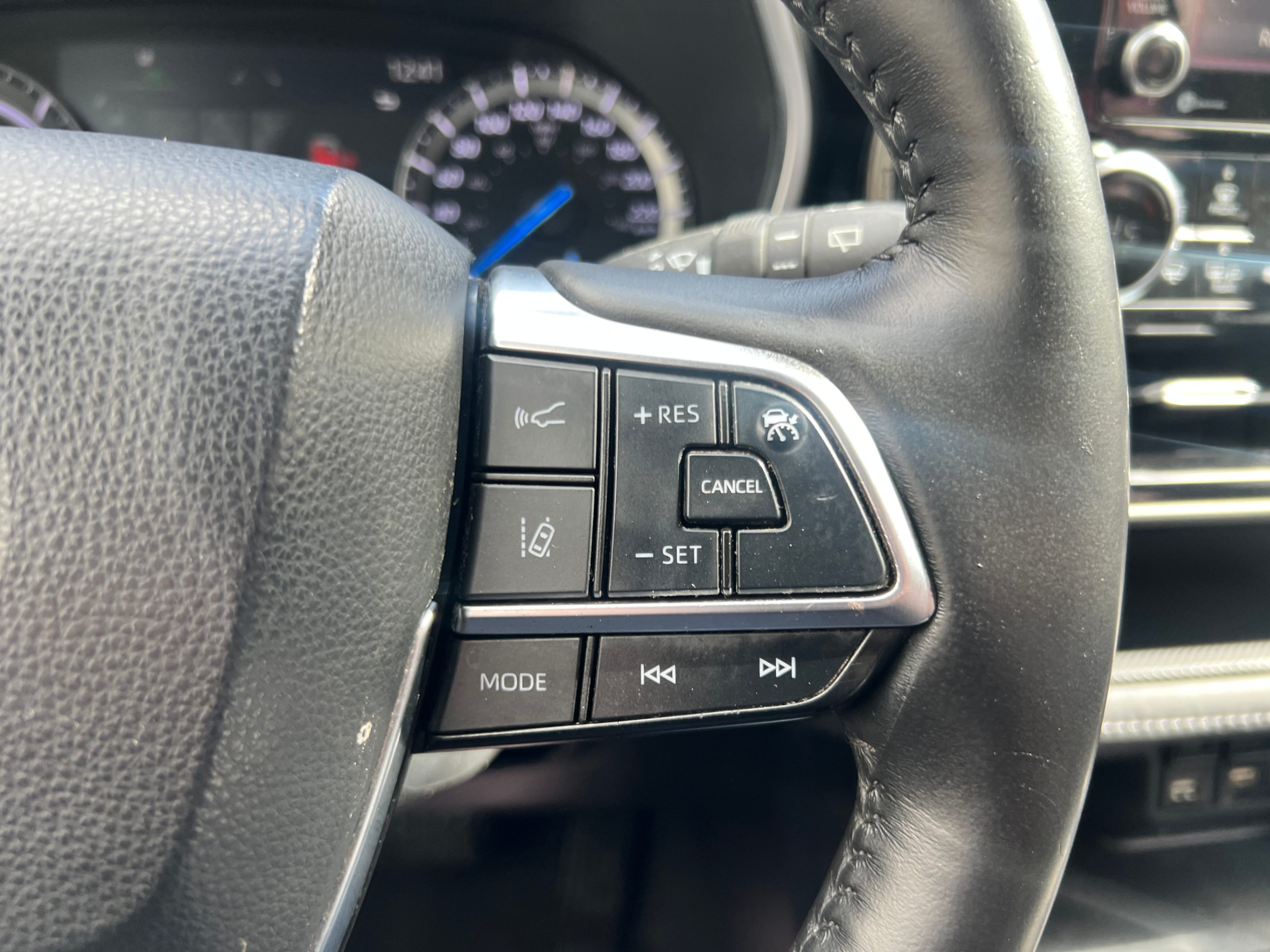 /crownautomobile/2020-Toyota-Highlander-14525592436790302.jpg