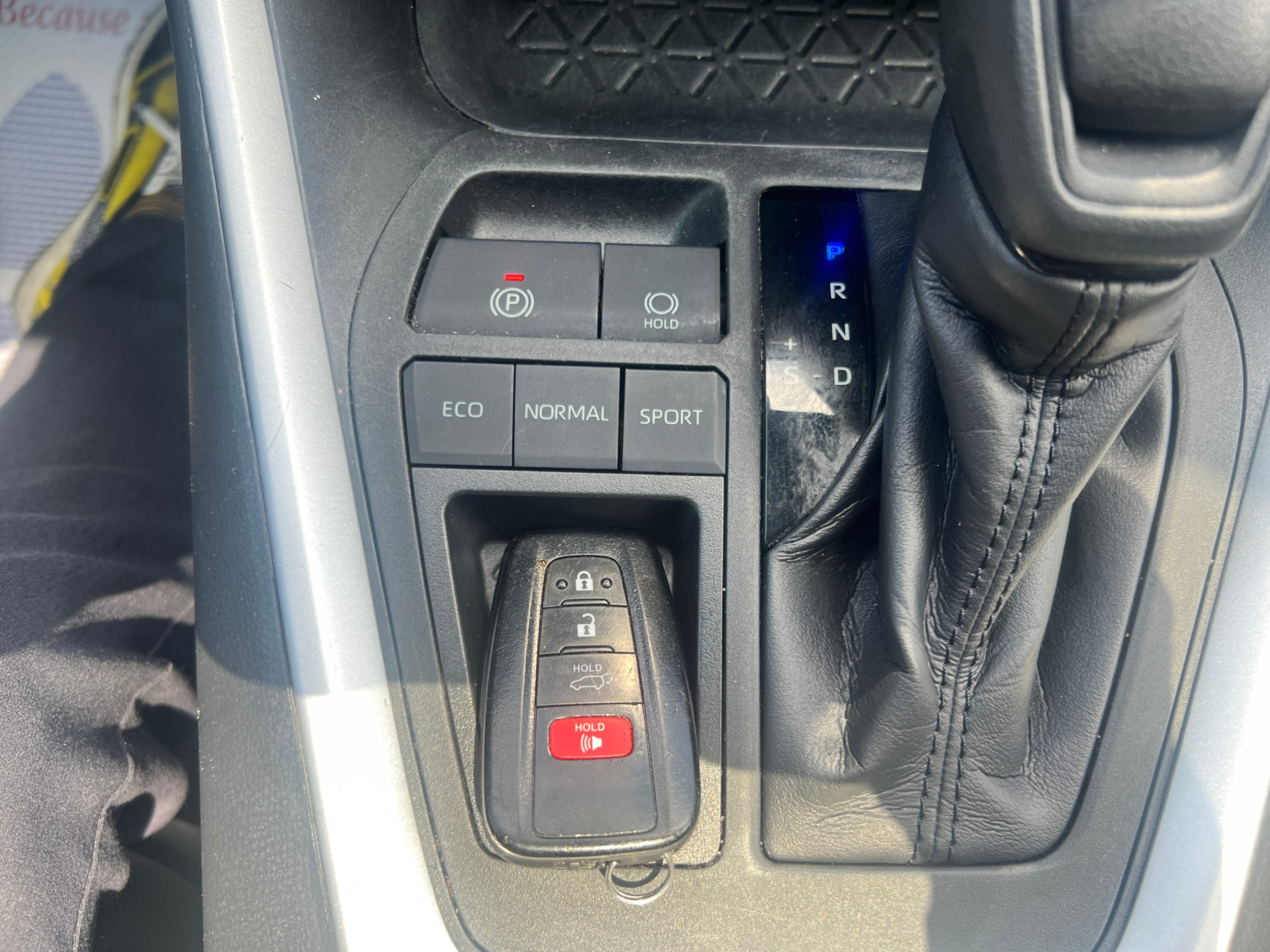 /crownautomobile/2020-Toyota-RAV4-024973360101778974.jpg