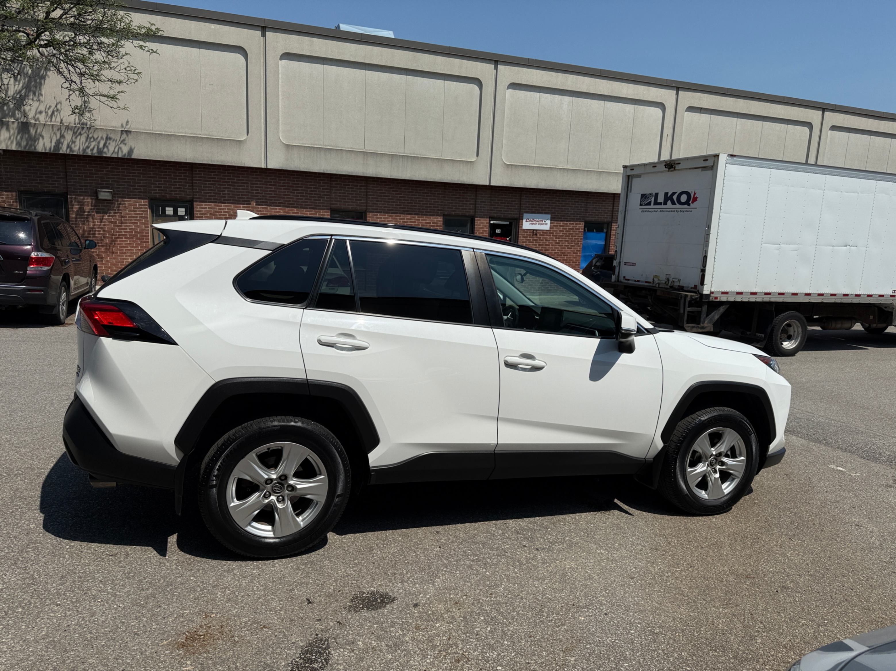 /crownautomobile/2020-Toyota-RAV4-09972014053431133.jpg