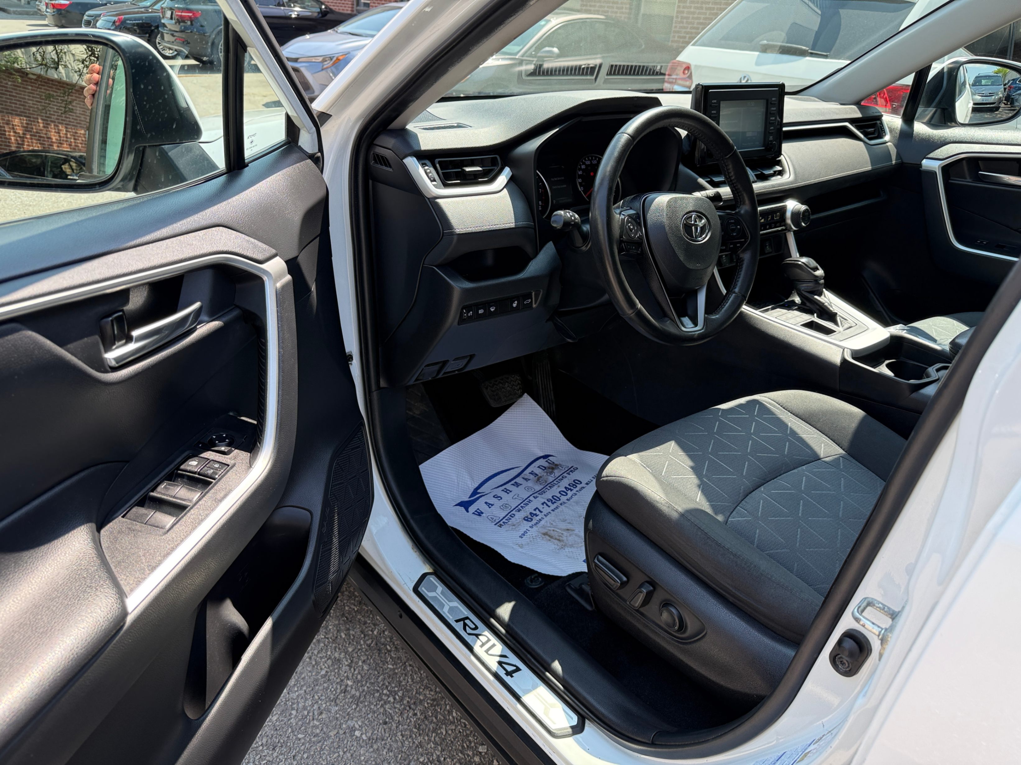 /crownautomobile/2020-Toyota-RAV4-3405596726675566.jpg