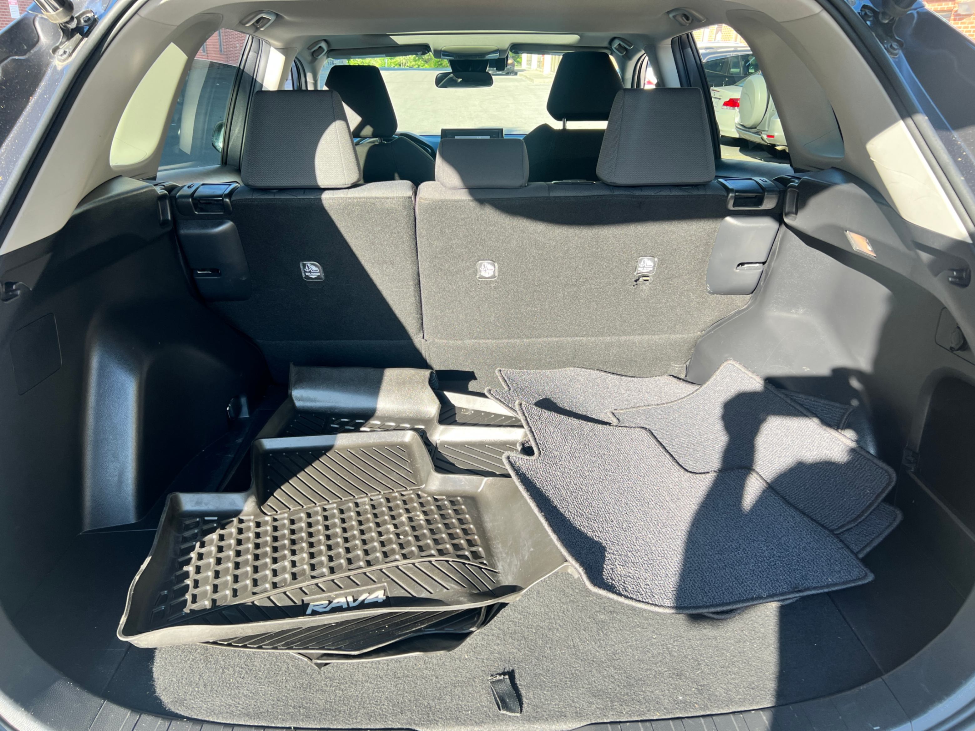 /crownautomobile/2020-Toyota-RAV4-46372838215035883.jpg