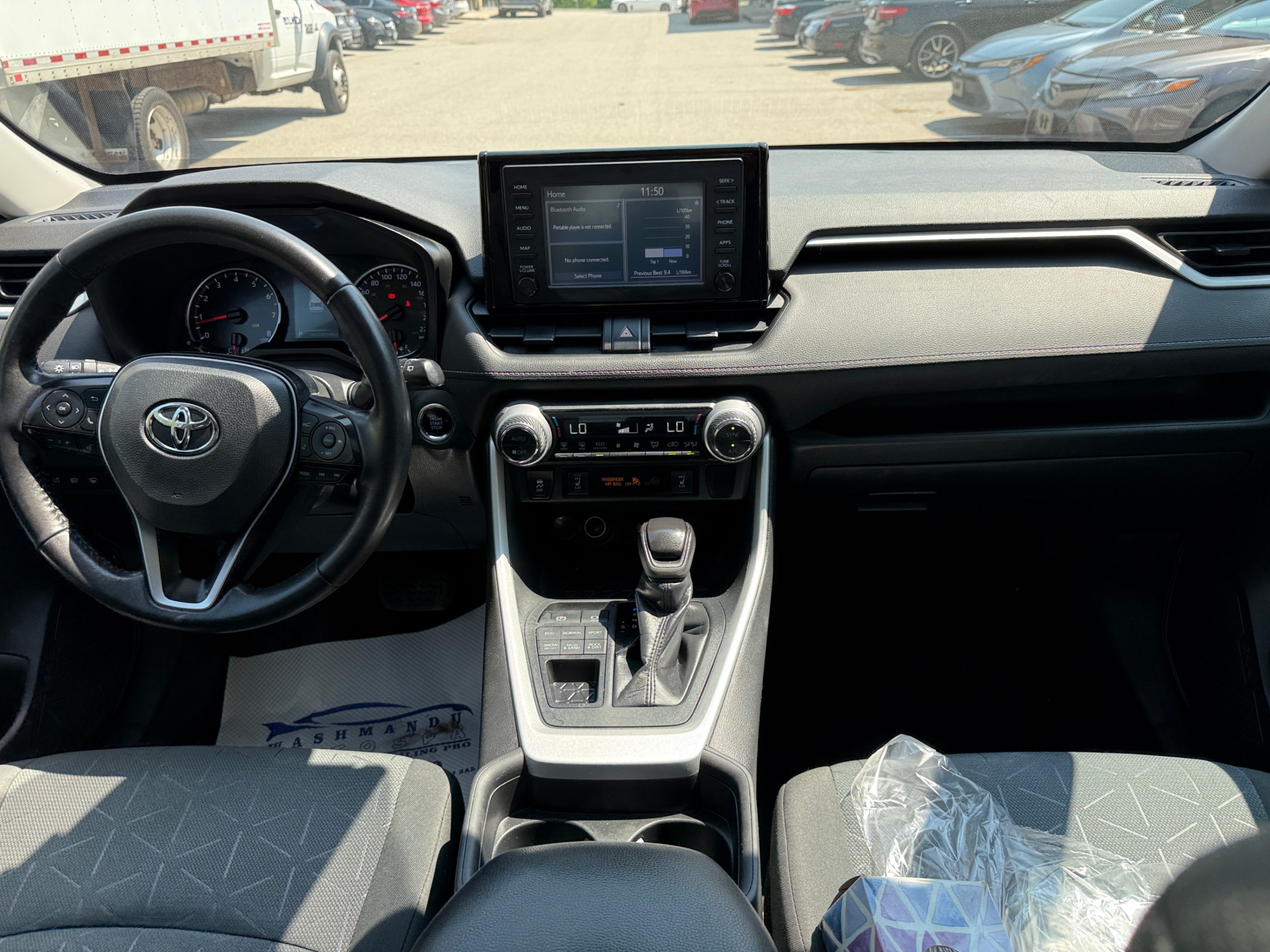 /crownautomobile/2020-Toyota-RAV4-47005238150374495.jpg