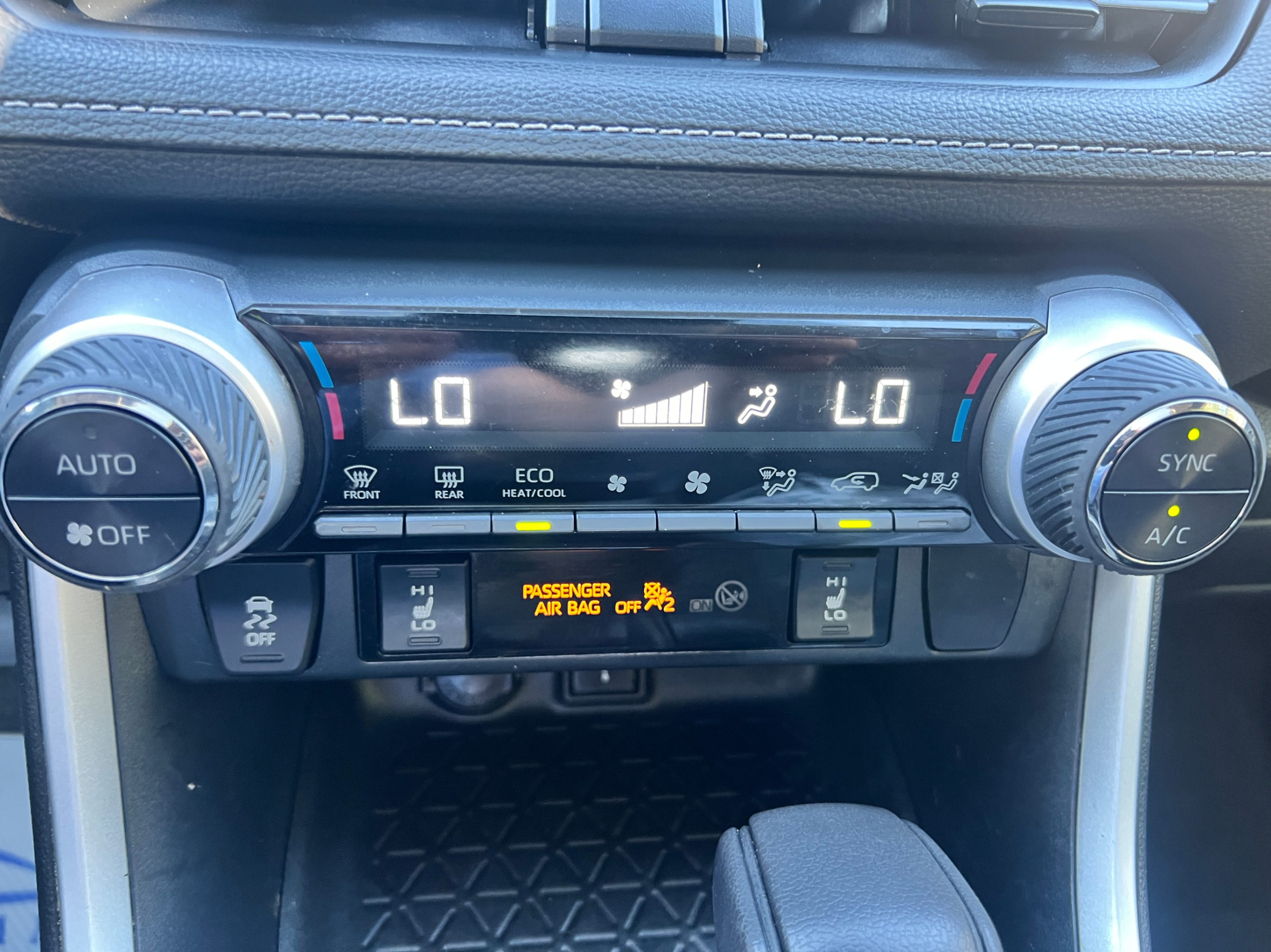 /crownautomobile/2020-Toyota-RAV4-5142959084425447.jpg