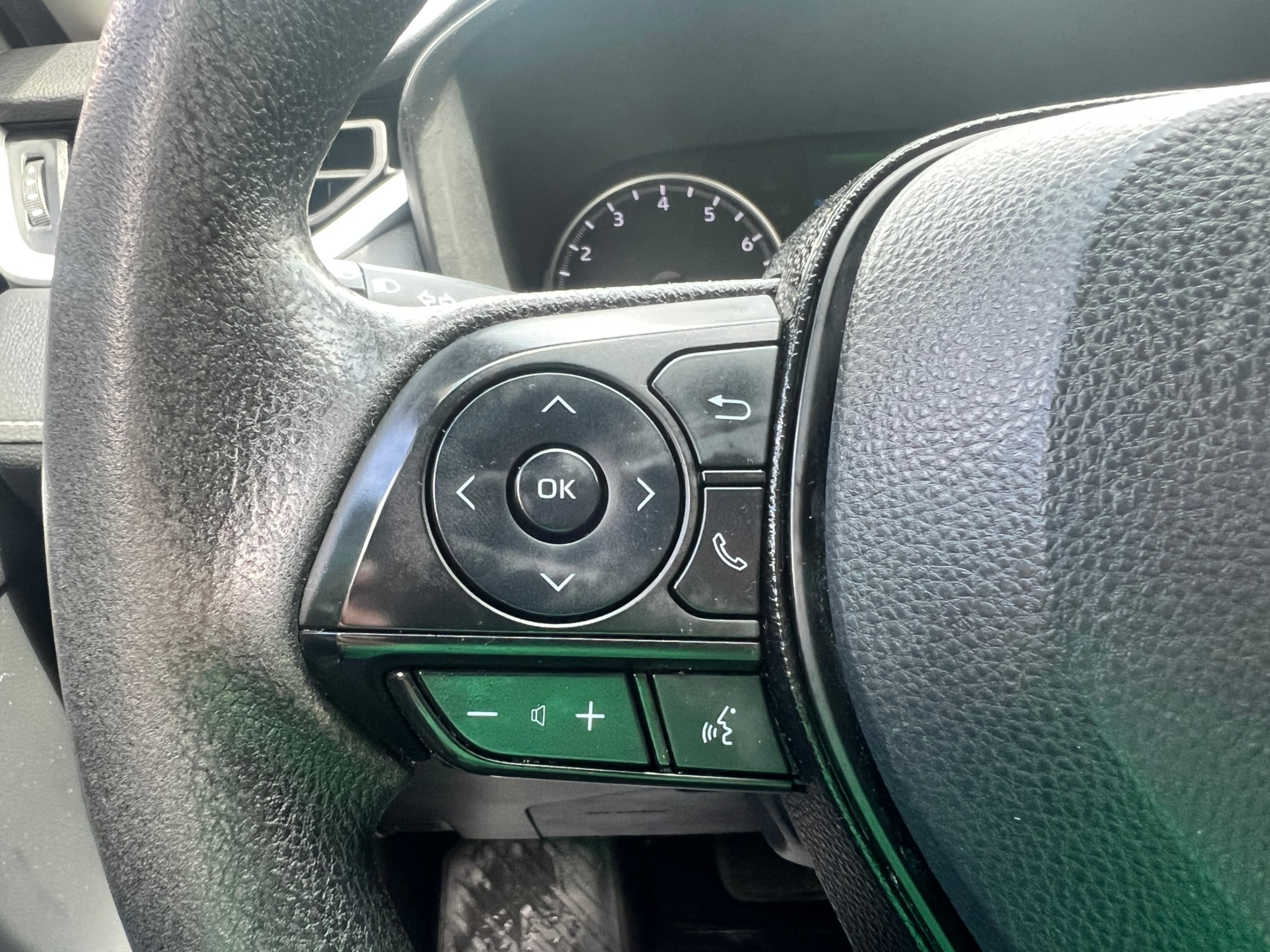 /crownautomobile/2020-Toyota-RAV4-6664516940199652.jpg