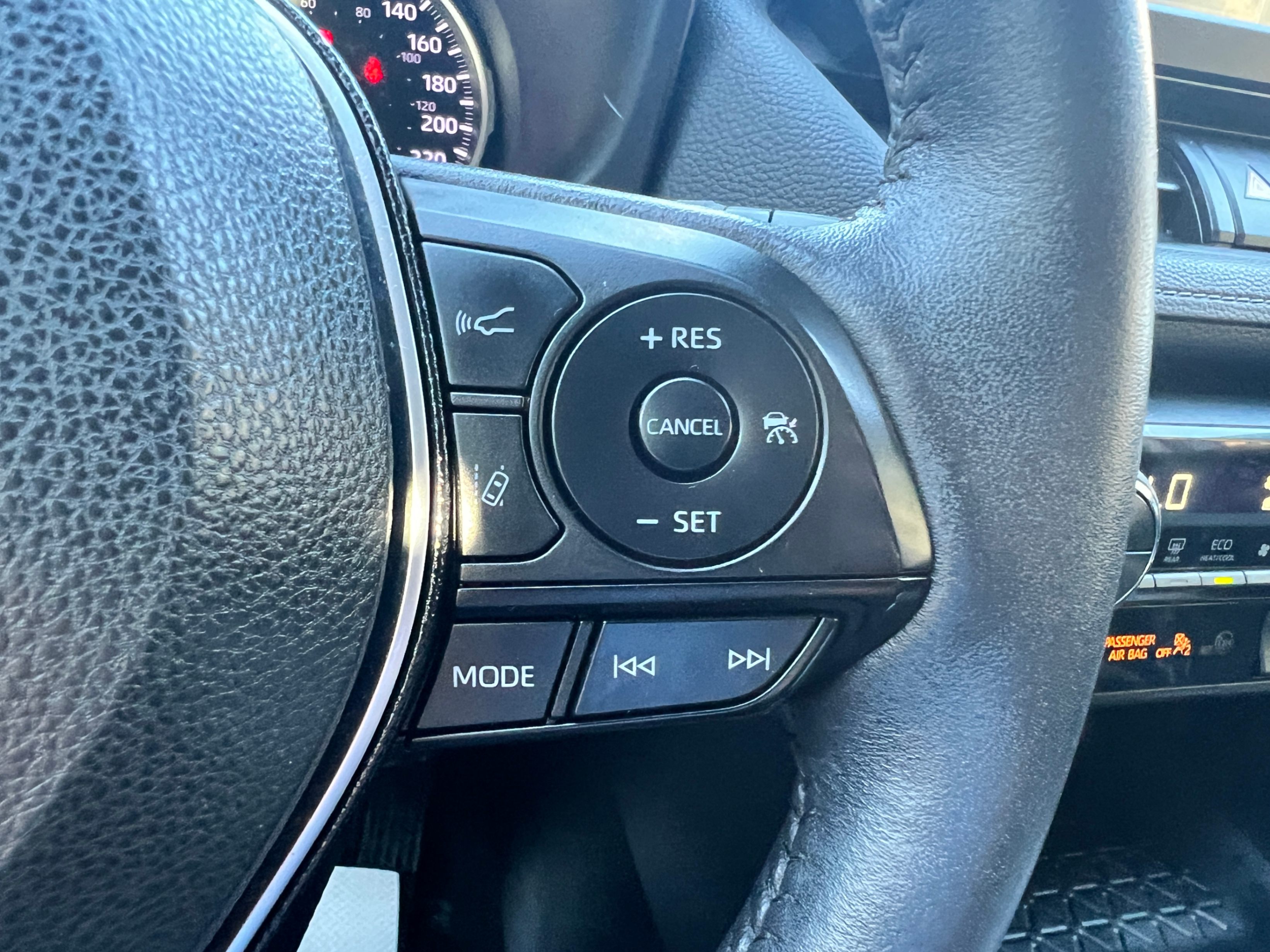 /crownautomobile/2020-Toyota-RAV4-8241825882106499.jpg