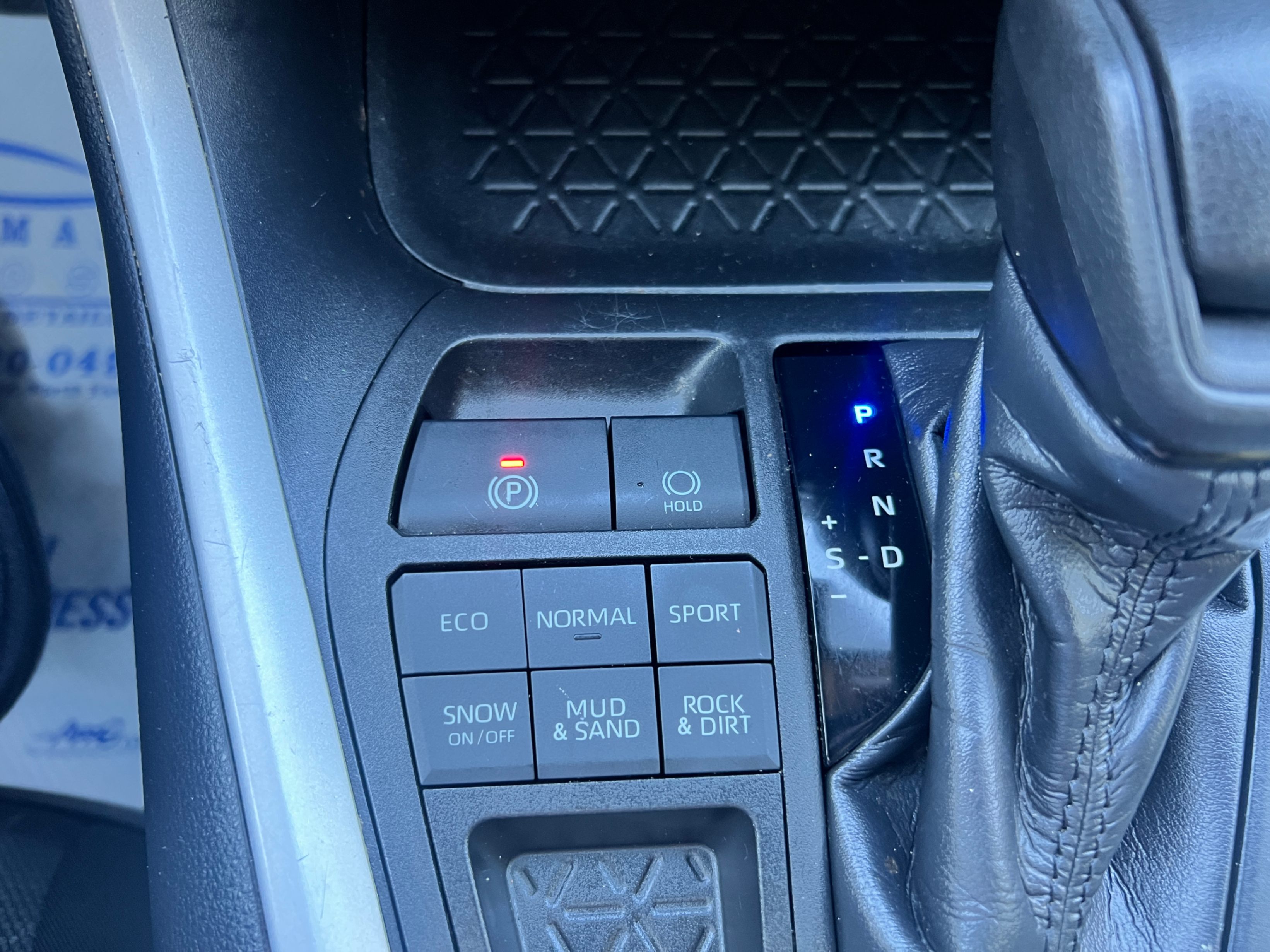 /crownautomobile/2020-Toyota-RAV4-9294038153175443.jpg