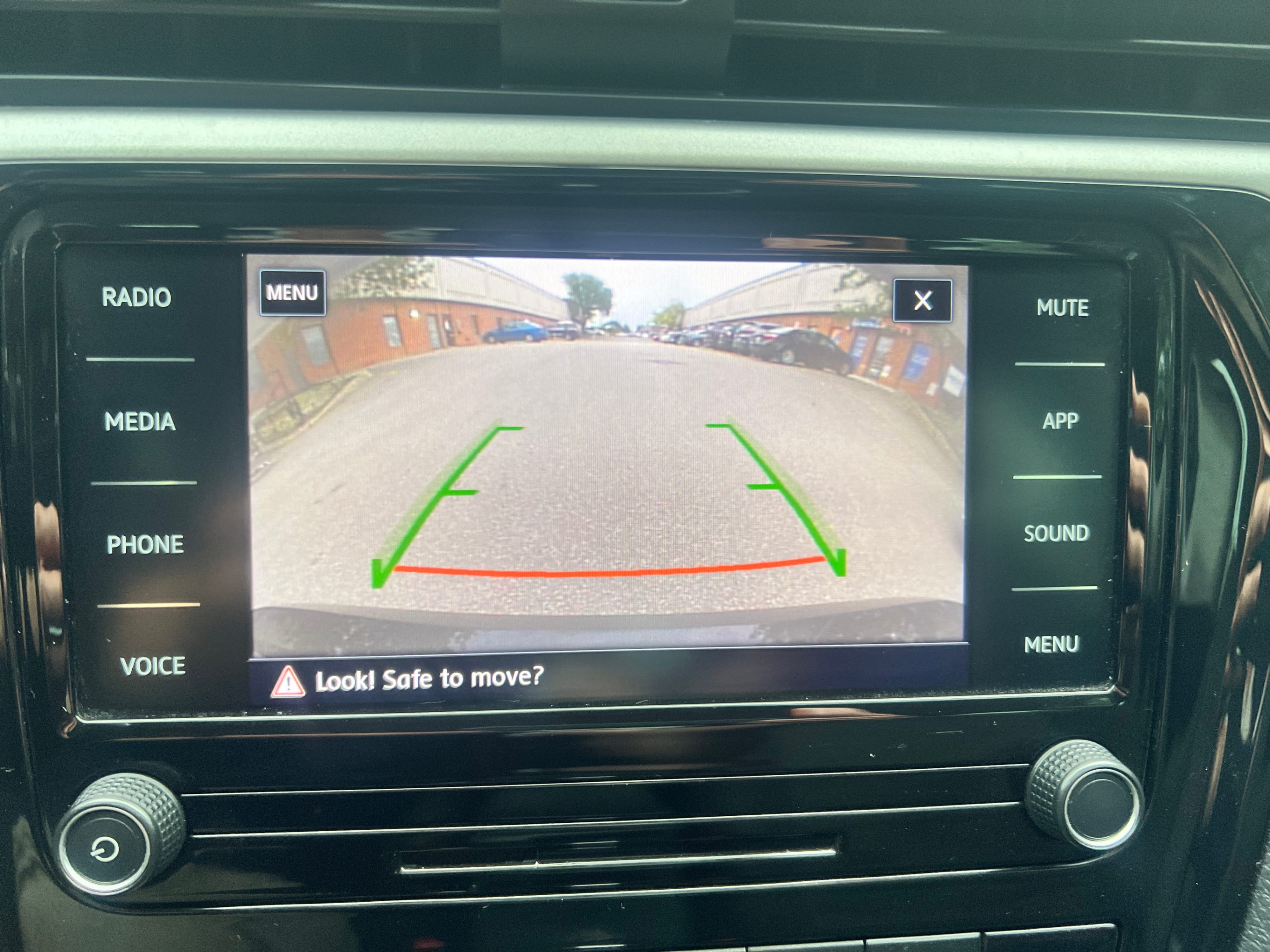 /crownautomobile/2020-Volkswagen-Passat-9452702152508647.jpg