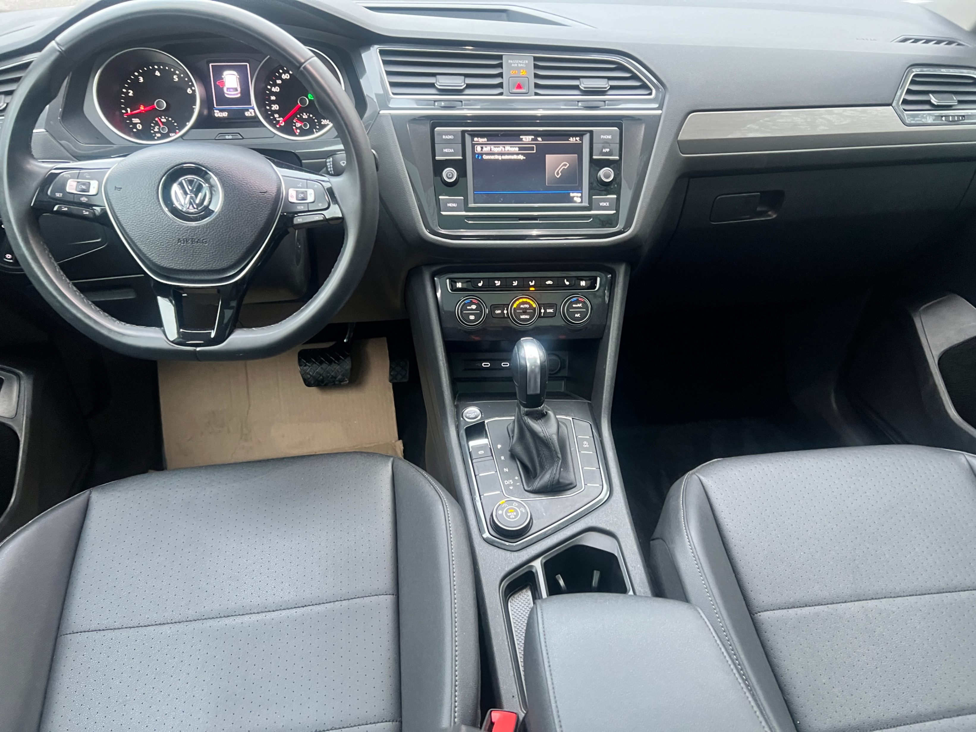 /crownautomobile/2020-Volkswagen-Tiguan-3678490533348693.jpg