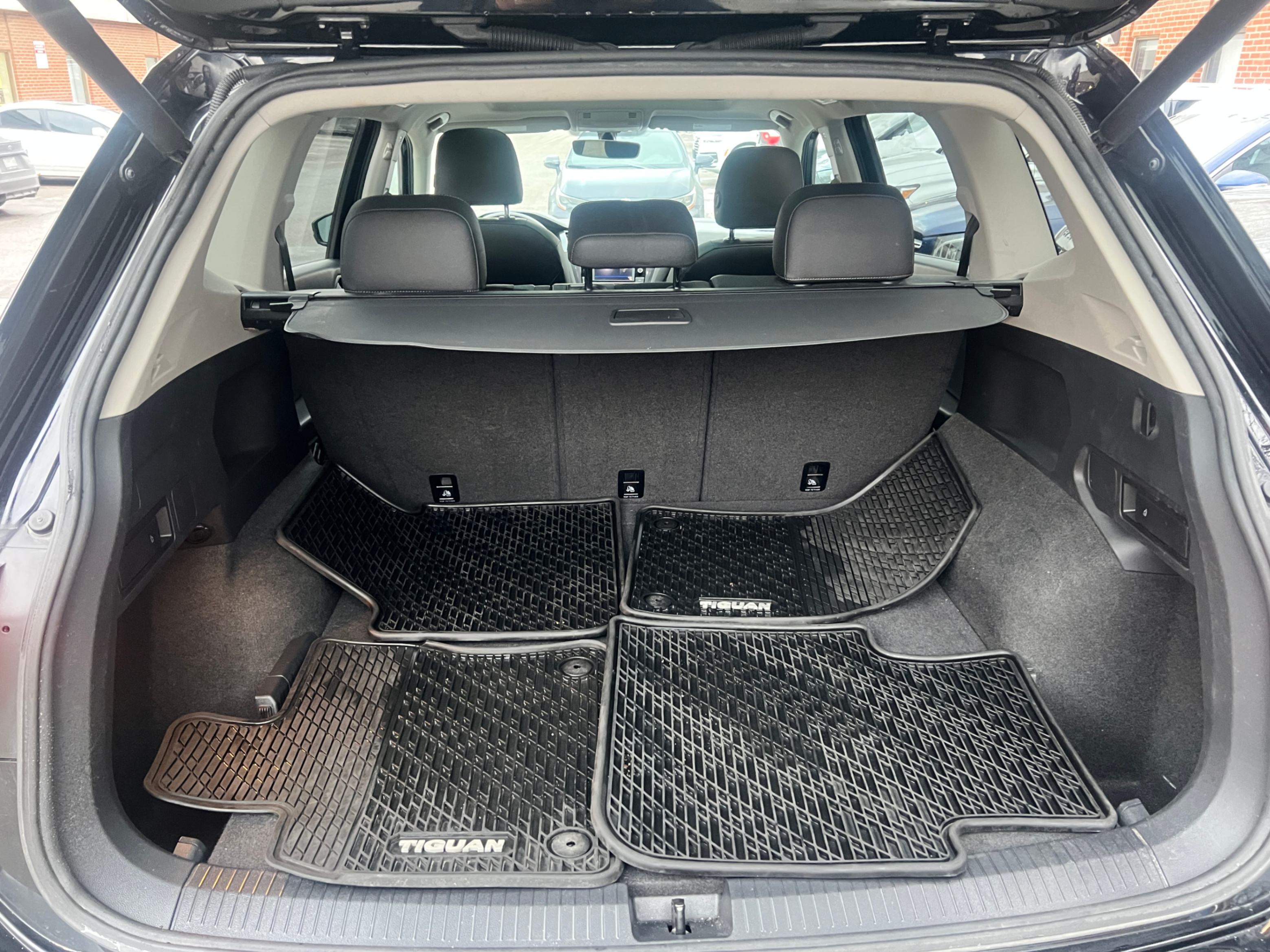 /crownautomobile/2020-Volkswagen-Tiguan-9681582290228132.jpg