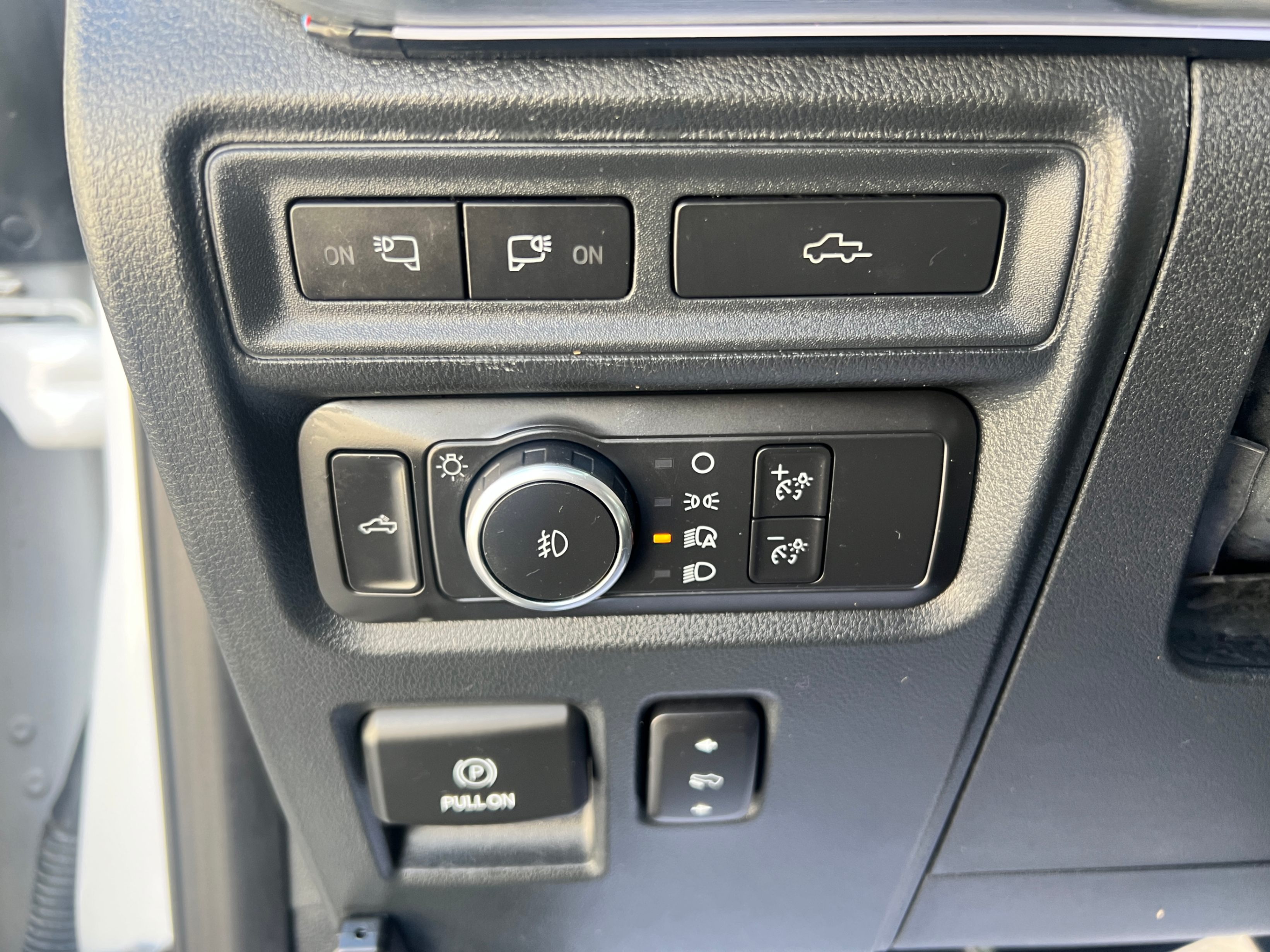 /crownautomobile/2021-Ford-F-150-2687213269668767.jpg