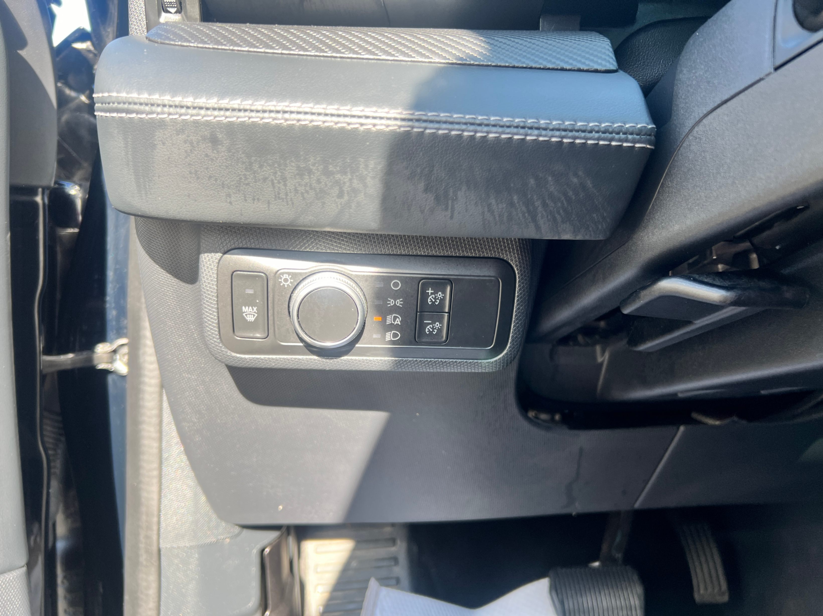 /crownautomobile/2021-Ford-MustangMach-E-2395653314613626.jpg