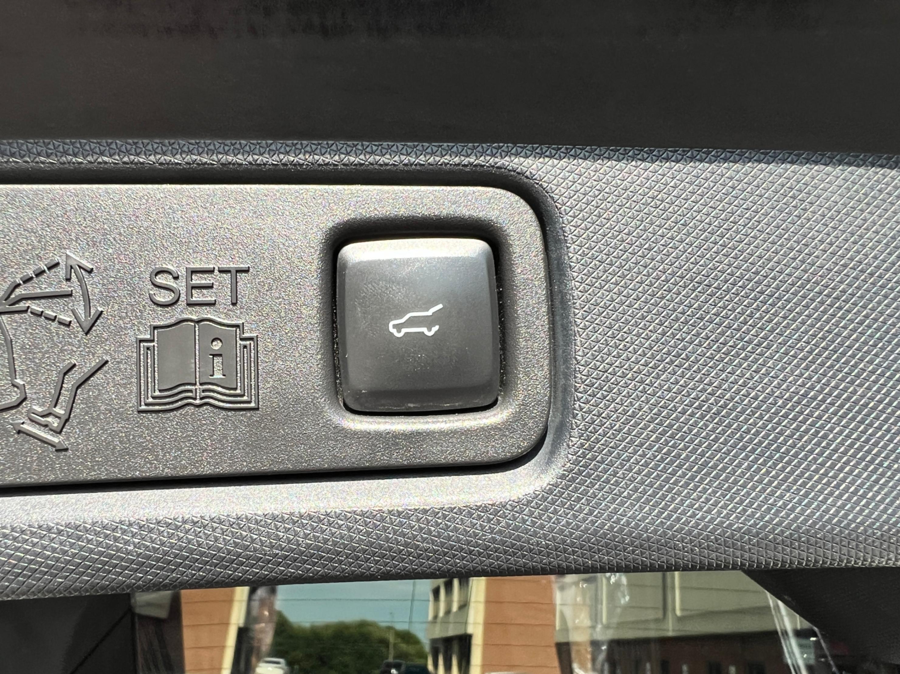 /crownautomobile/2021-Ford-MustangMach-E-5526088329202956.jpg