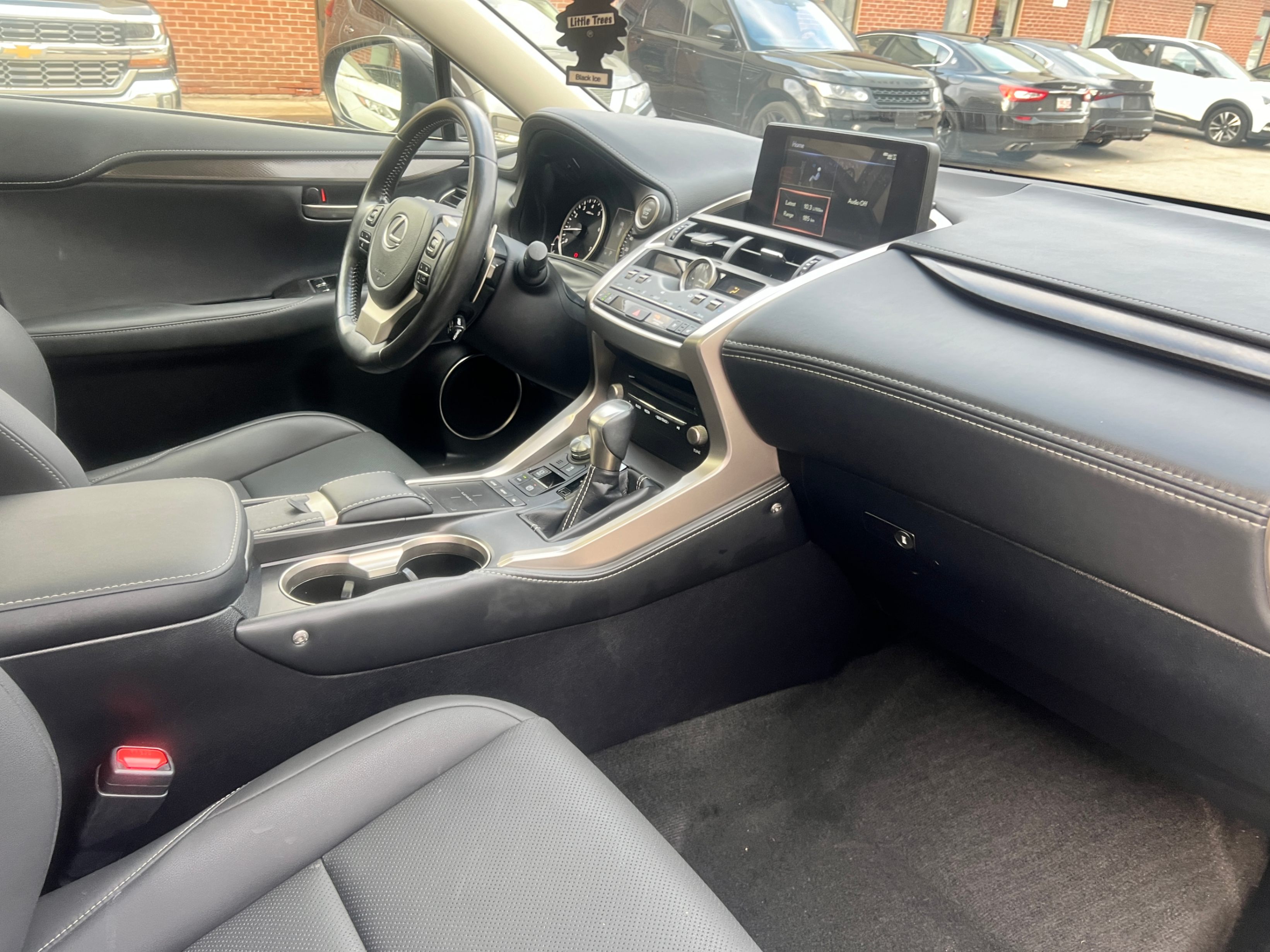 /crownautomobile/2021-Lexus-NX-26373813682050296.jpg