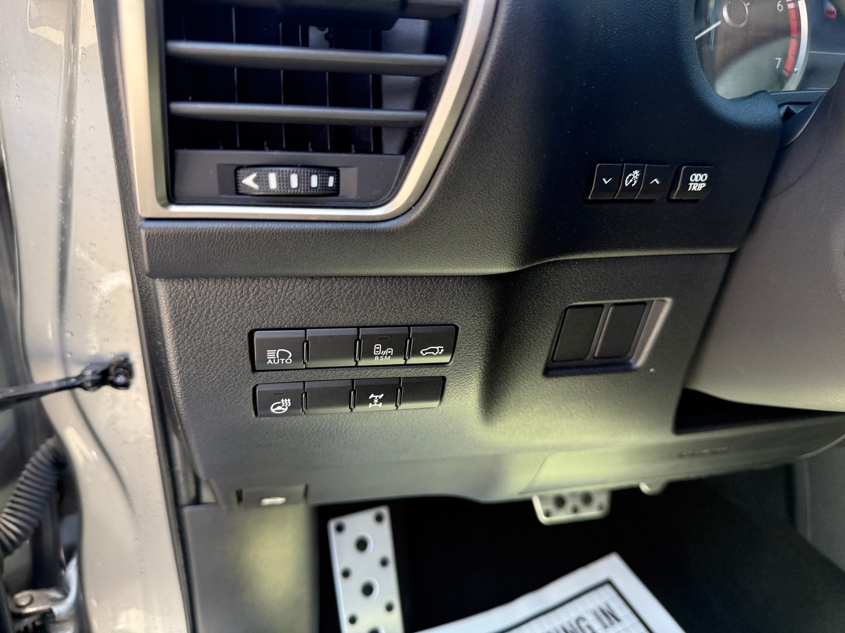 /crownautomobile/2021-Lexus-NX-5058531192437192.jpg