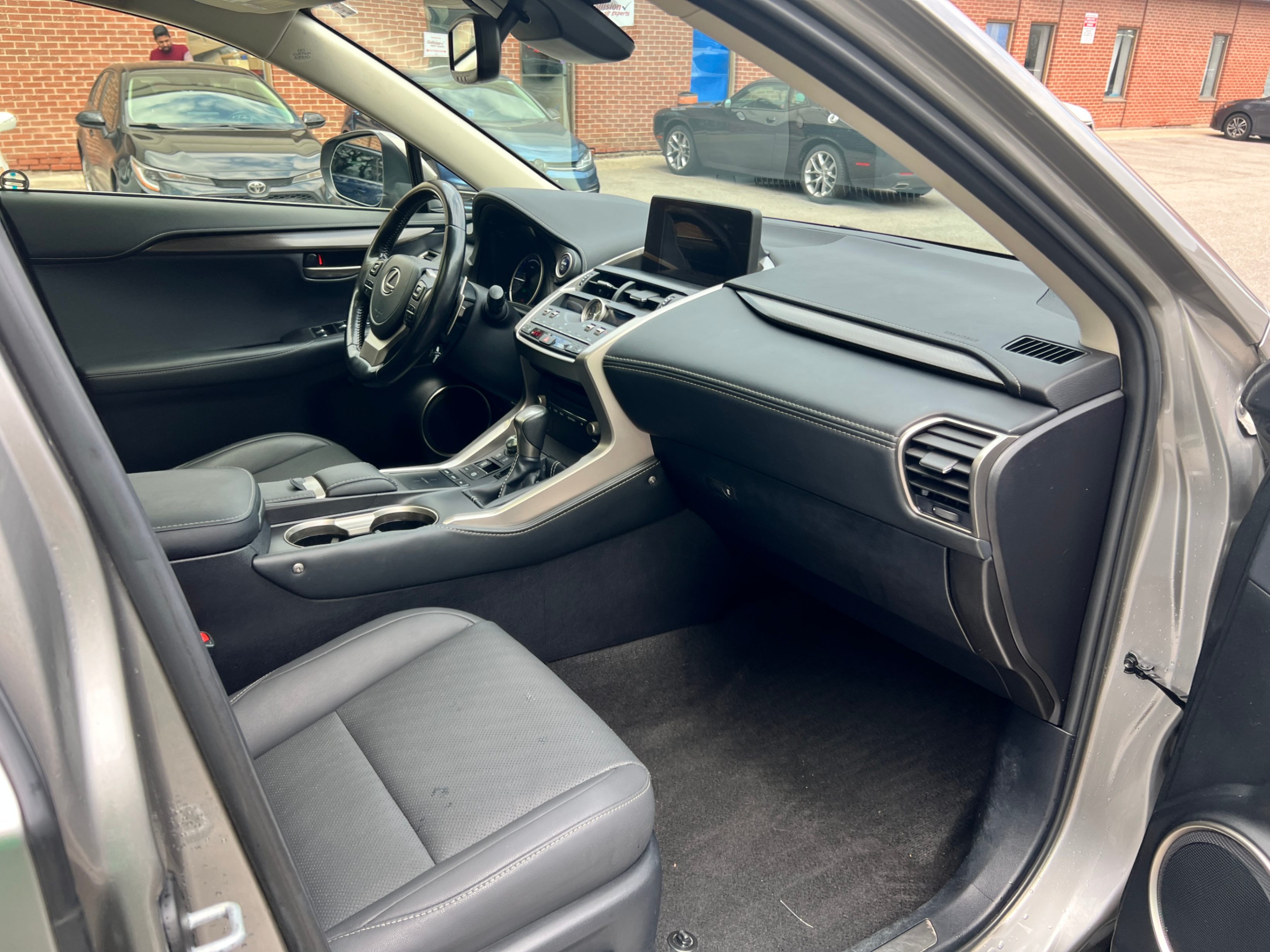 /crownautomobile/2021-Lexus-NX-5301335479567544.jpg