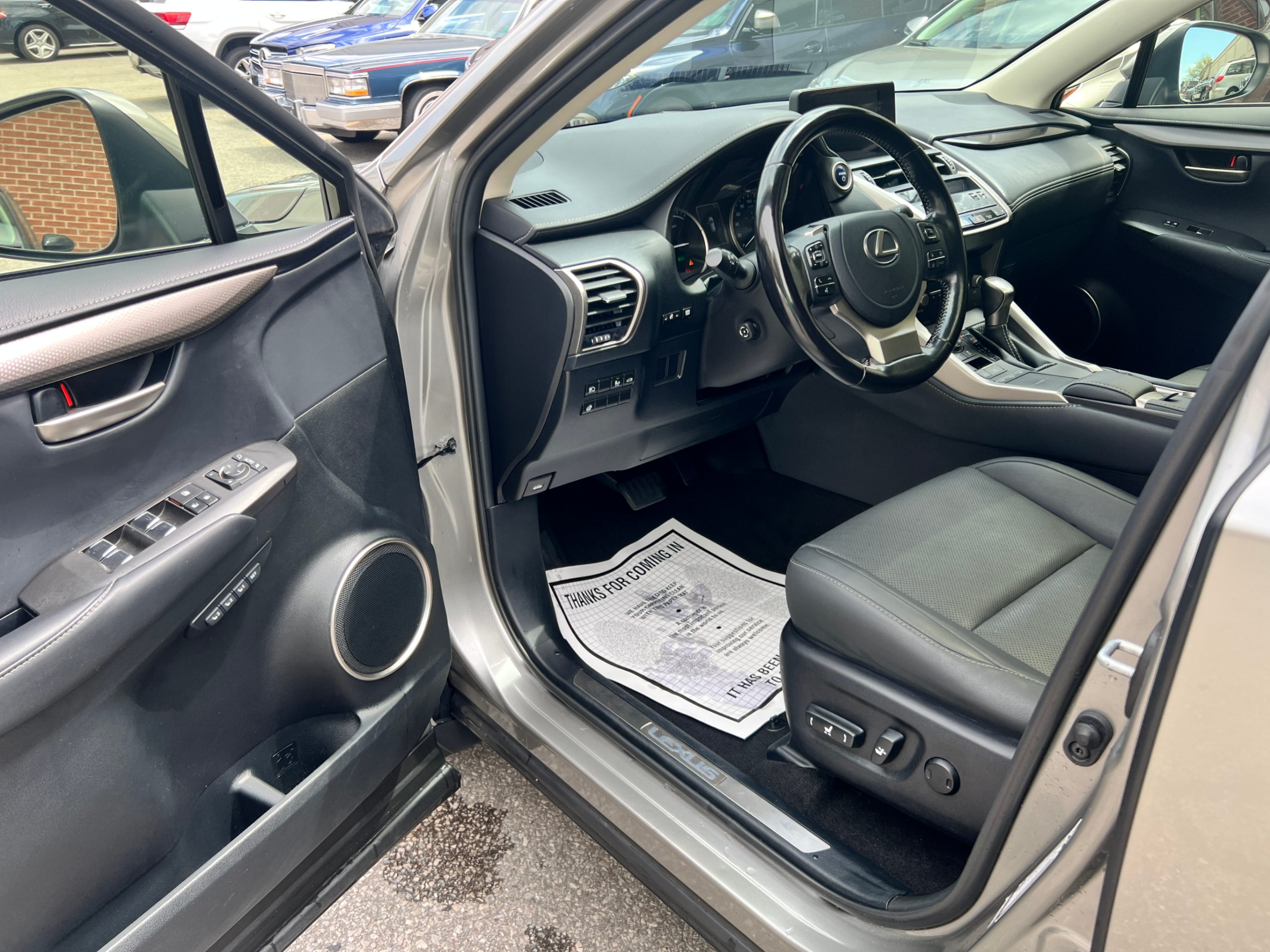 /crownautomobile/2021-Lexus-NX-5671458429211143.jpg