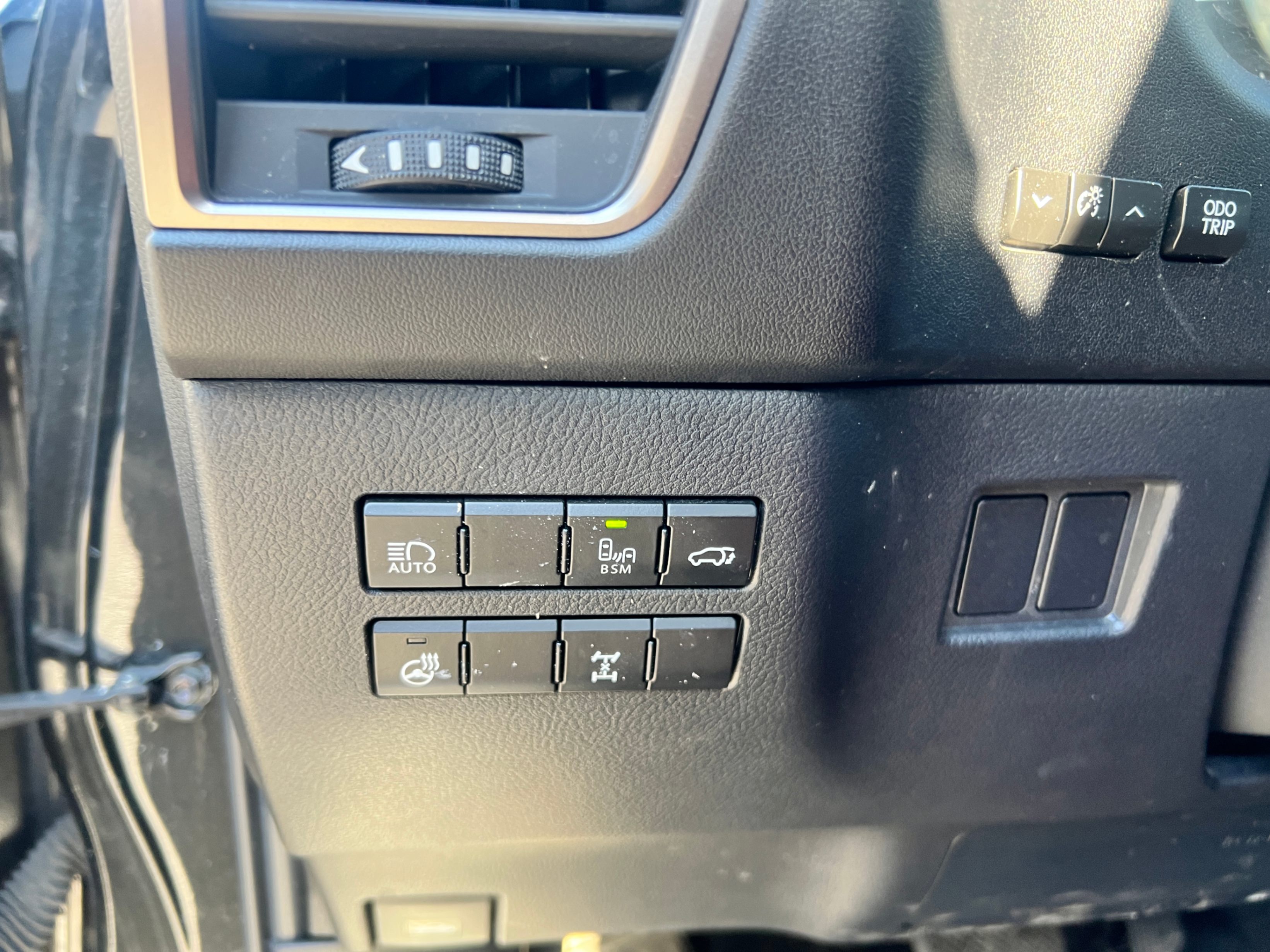 /crownautomobile/2021-Lexus-NX-5983790216317122.jpg