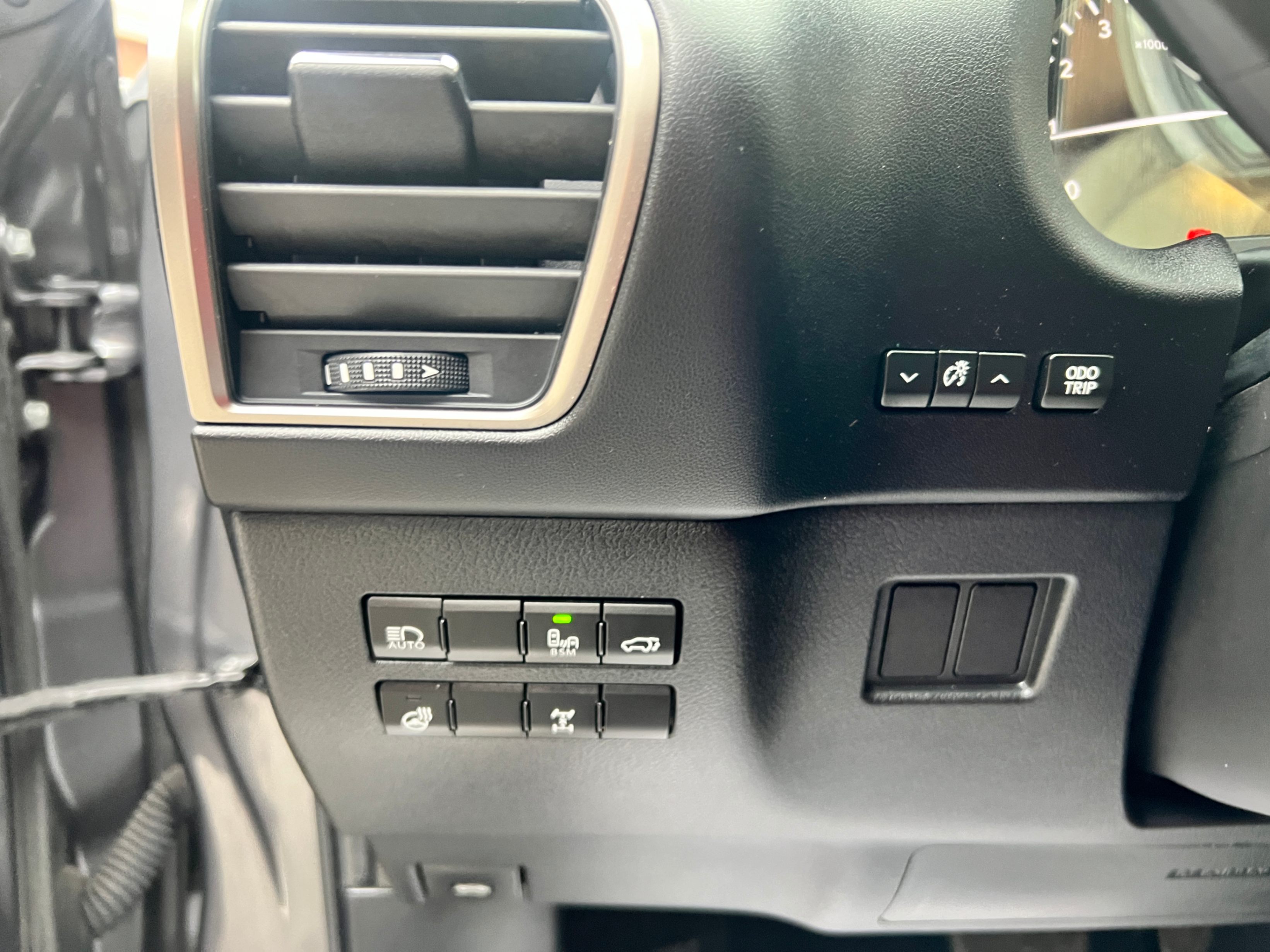 /crownautomobile/2021-Lexus-NX-8946187111992345.jpg