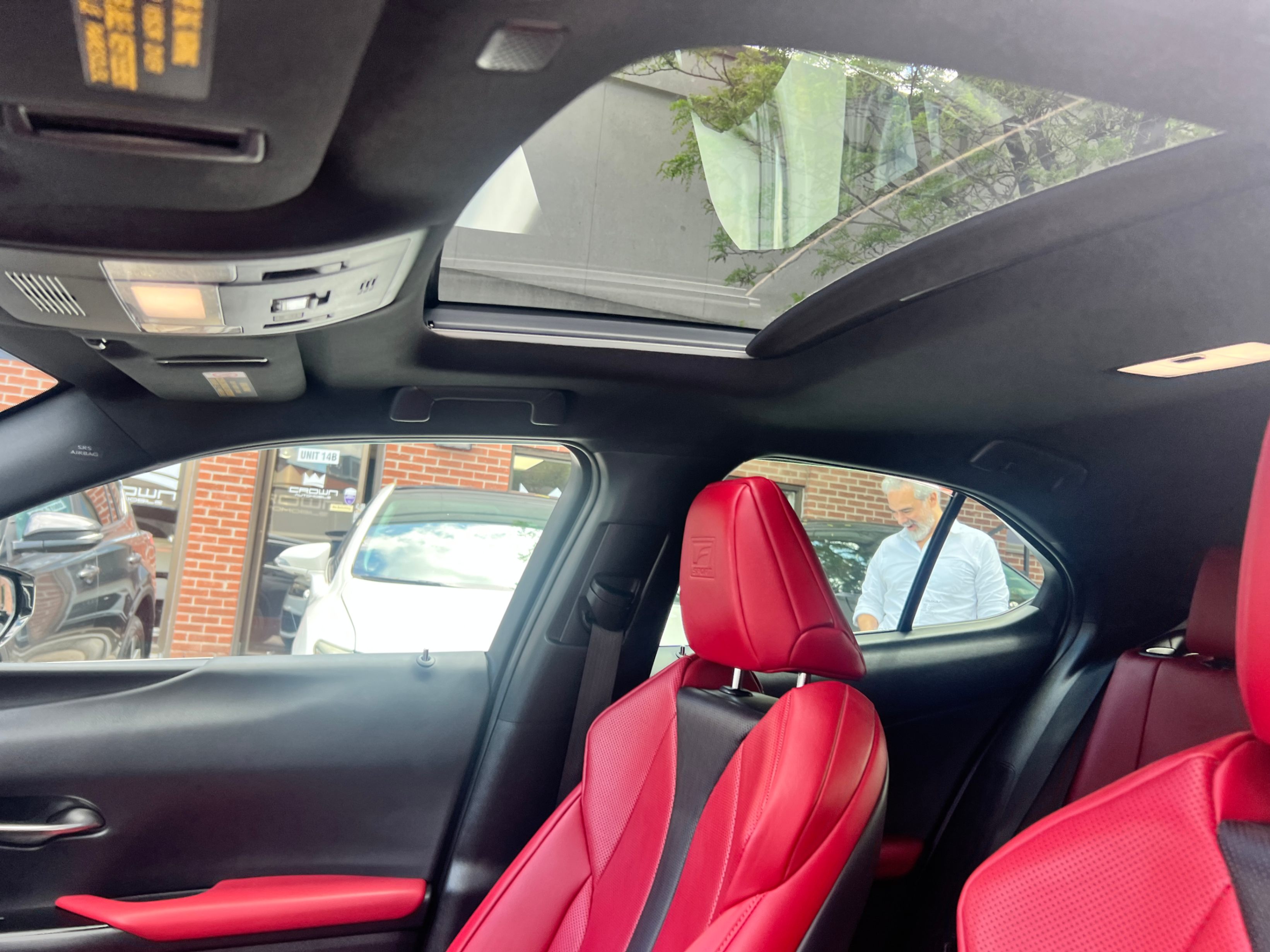 /crownautomobile/2021-Lexus-UX-005086431788206891.jpg