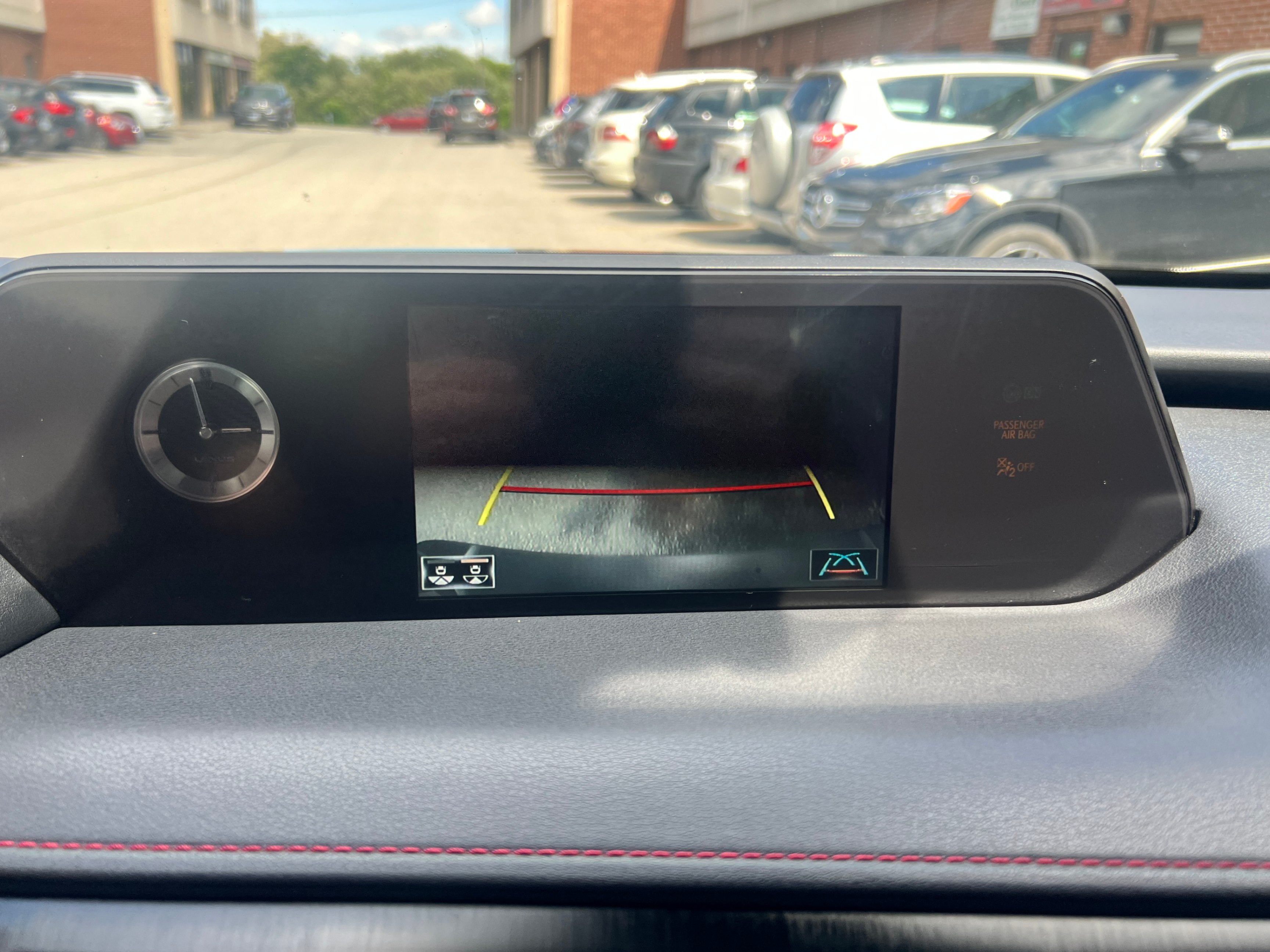 /crownautomobile/2021-Lexus-UX-016854054543320673.jpg