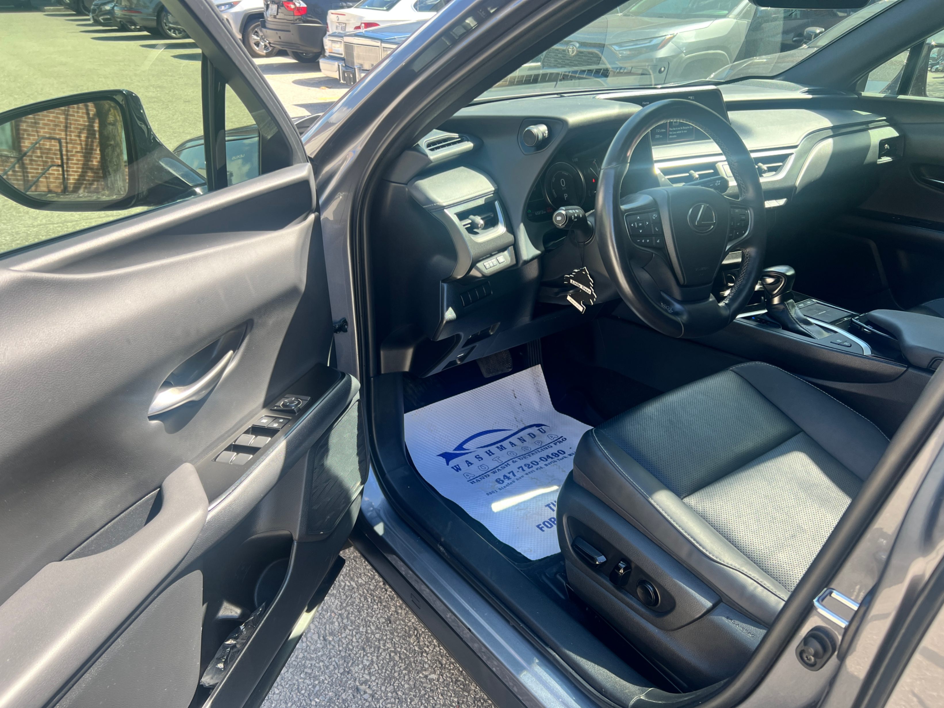 /crownautomobile/2021-Lexus-UX-30804648038630345.jpg