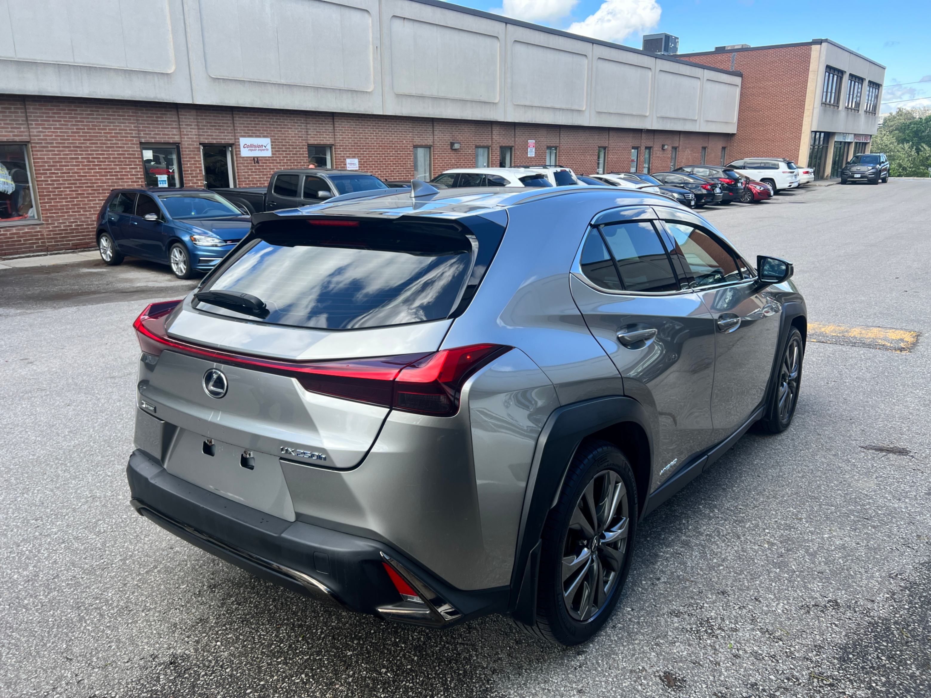 /crownautomobile/2021-Lexus-UX-6380549060810239.jpg