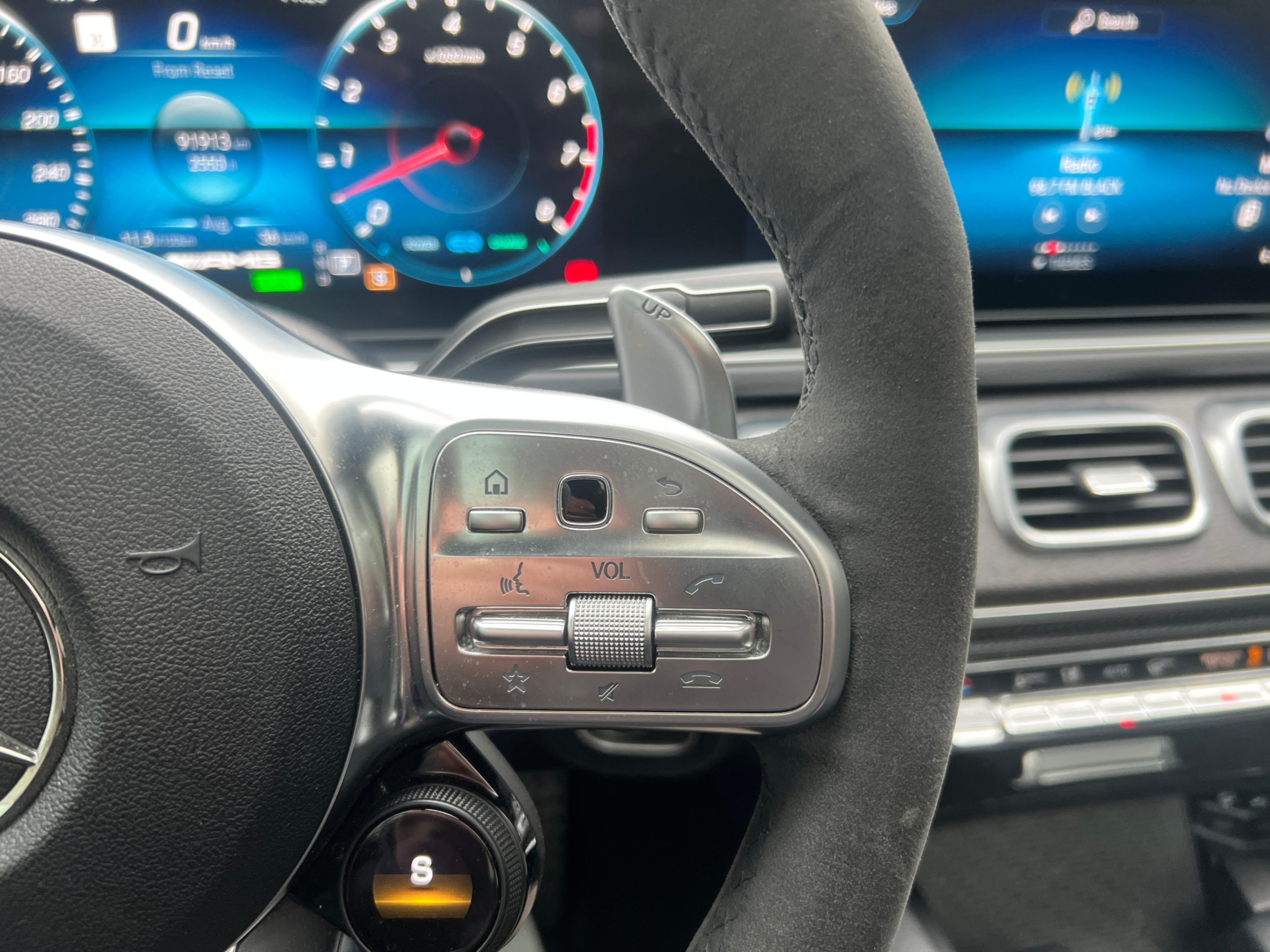 /crownautomobile/2021-Mercedes-Benz-GLE-class-6105267110363095.jpg