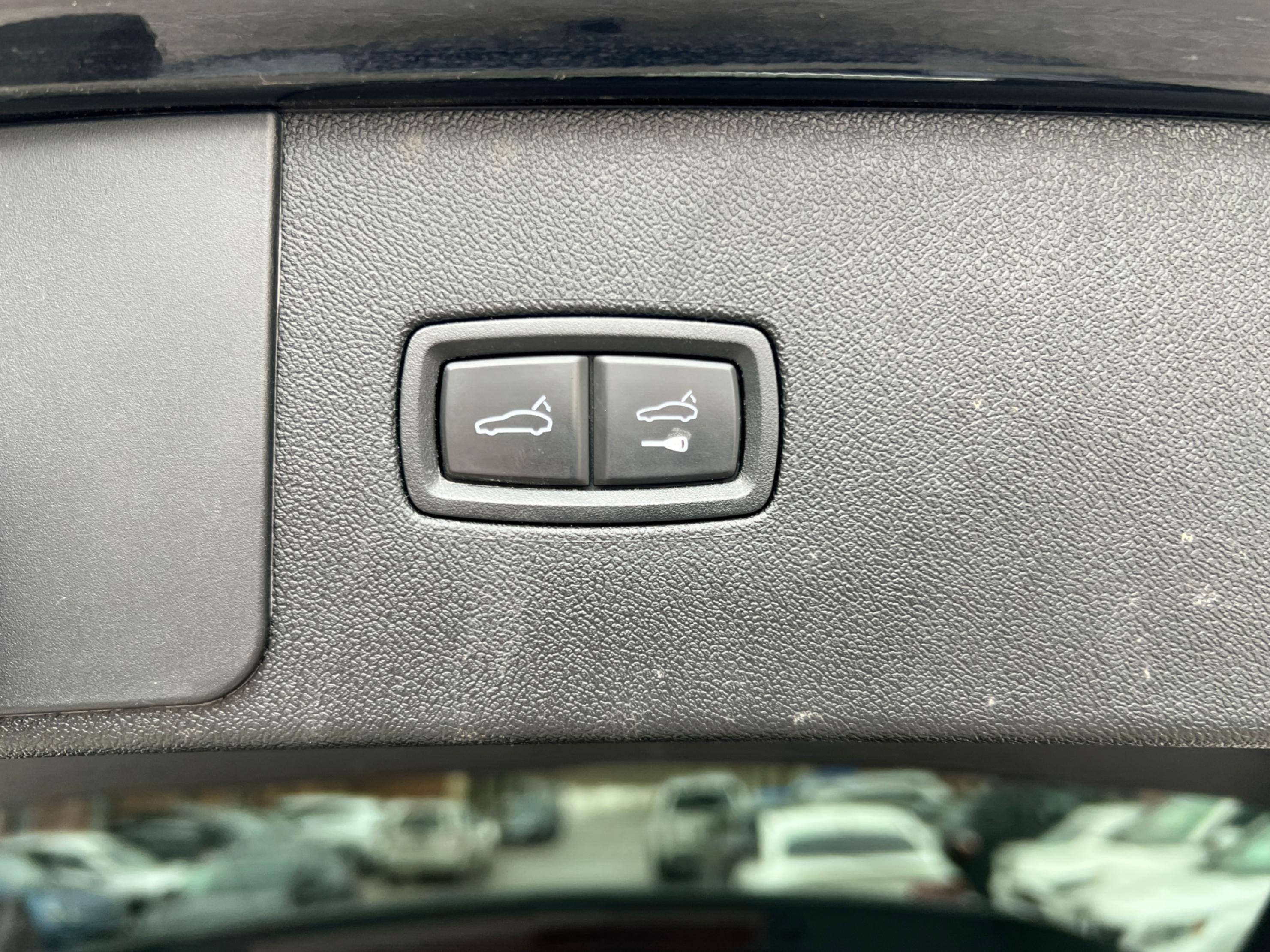 /crownautomobile/2021-Porsche-Cayenne-2912950551906859.jpg