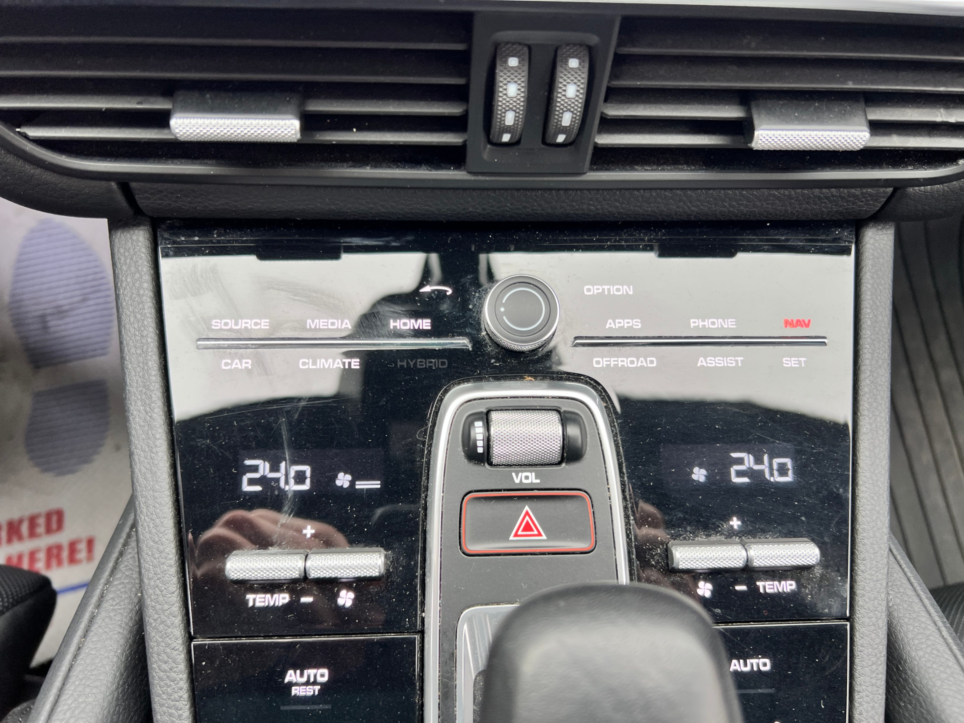 /crownautomobile/2021-Porsche-Cayenne-3430689631698578.jpg