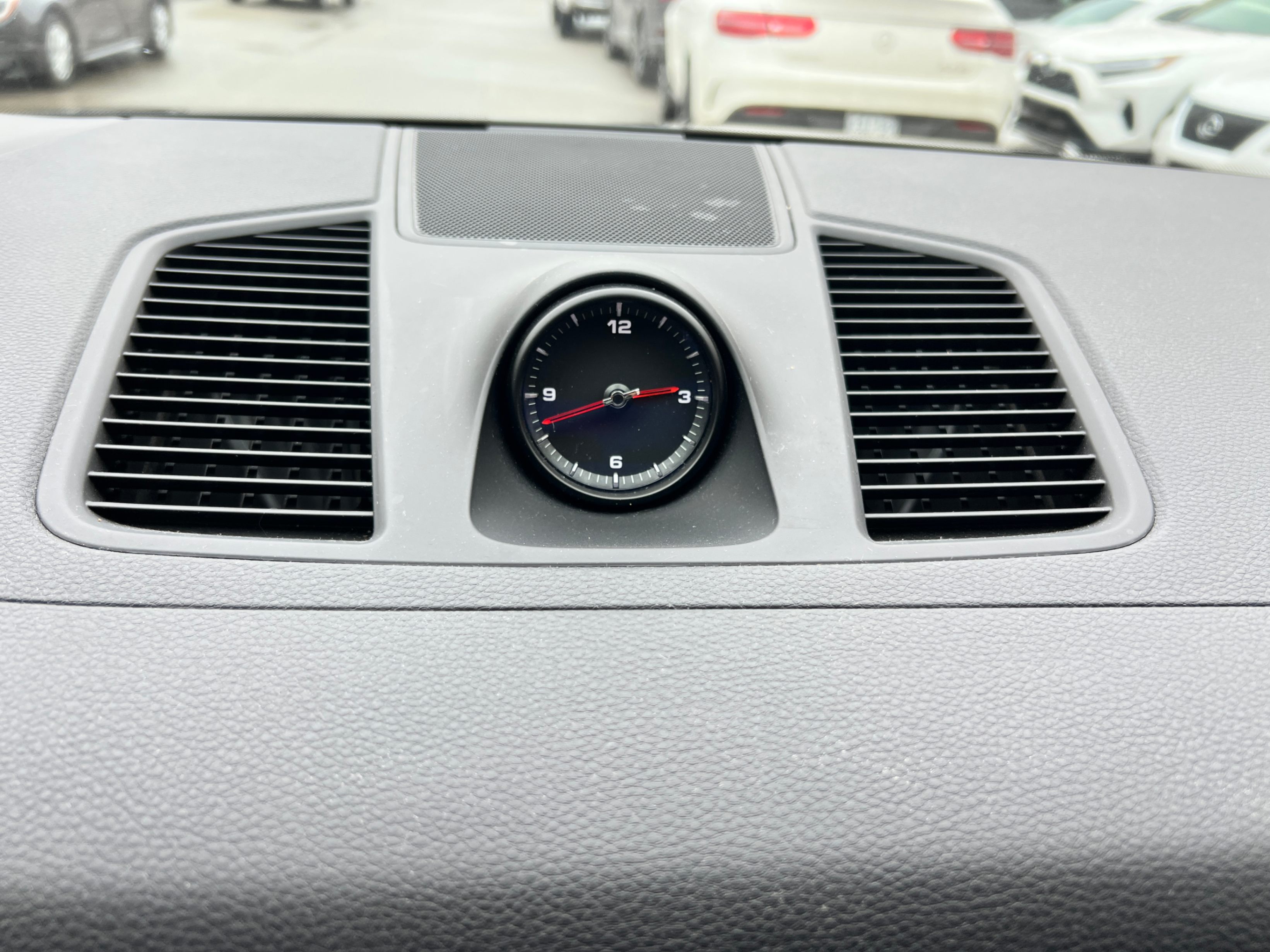 /crownautomobile/2021-Porsche-Cayenne-41923318591326786.jpg
