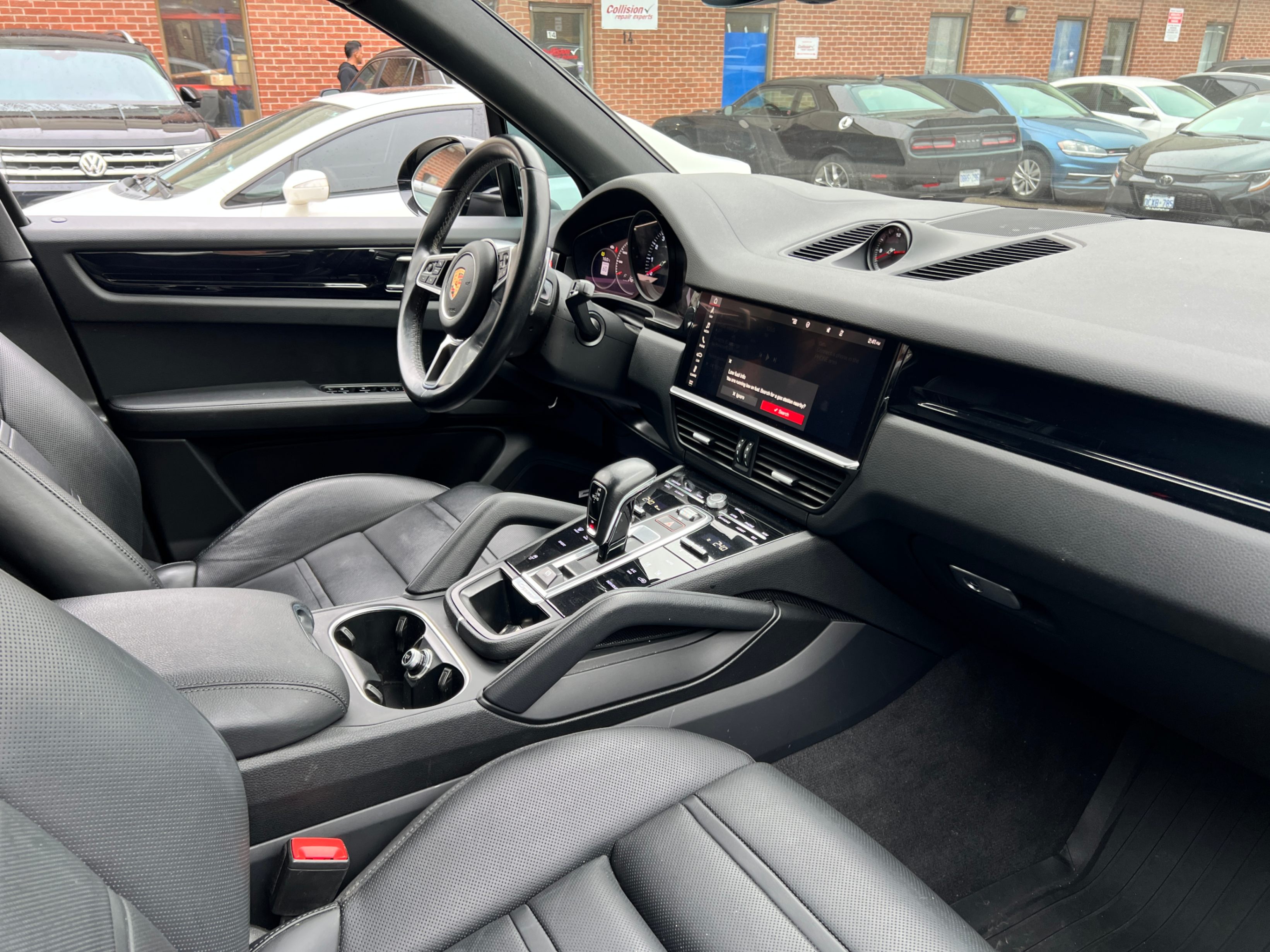 /crownautomobile/2021-Porsche-Cayenne-4562578004329463.jpg