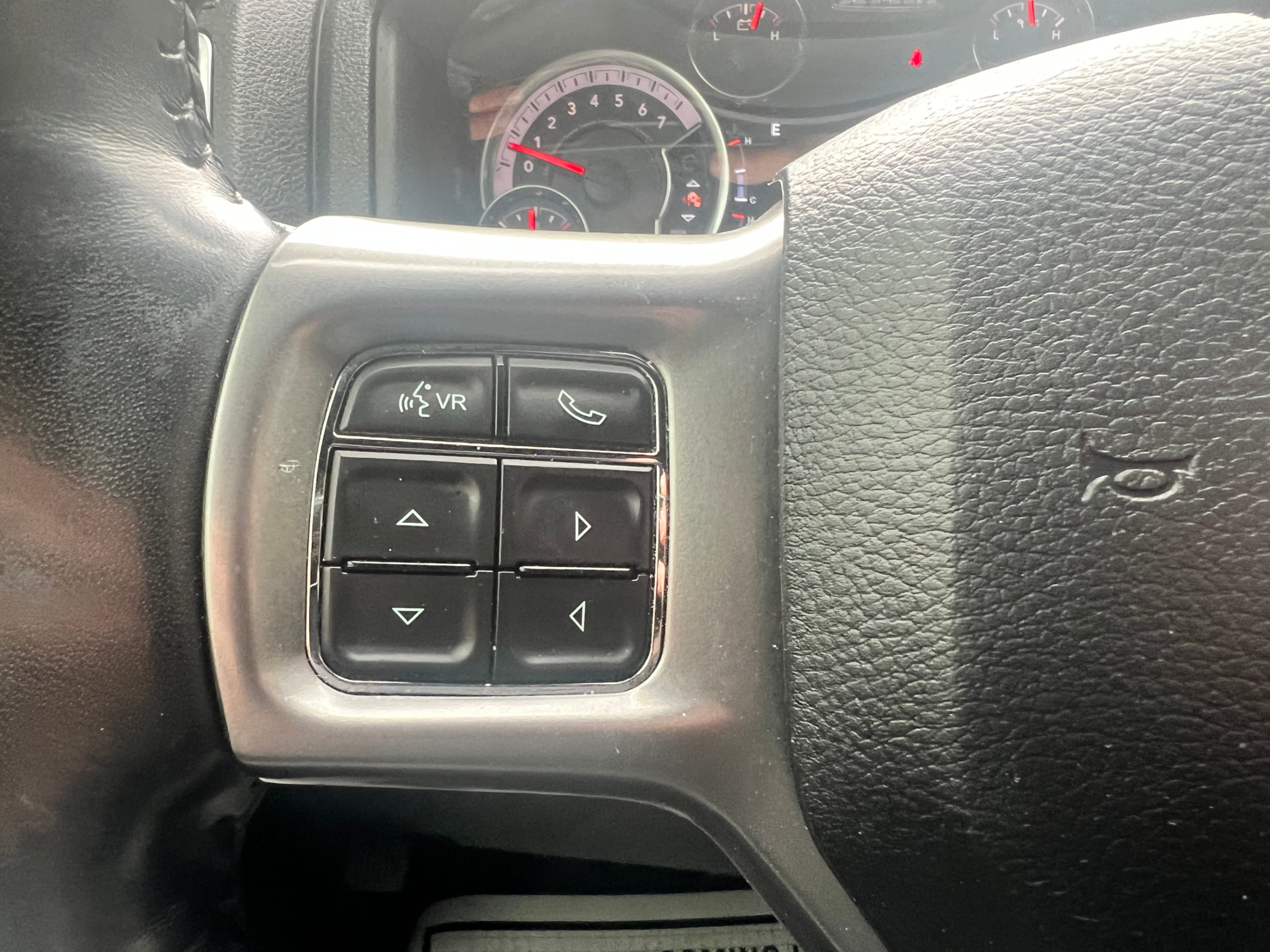 /crownautomobile/2021-Ram-1500Classic-19318300105973774.jpg