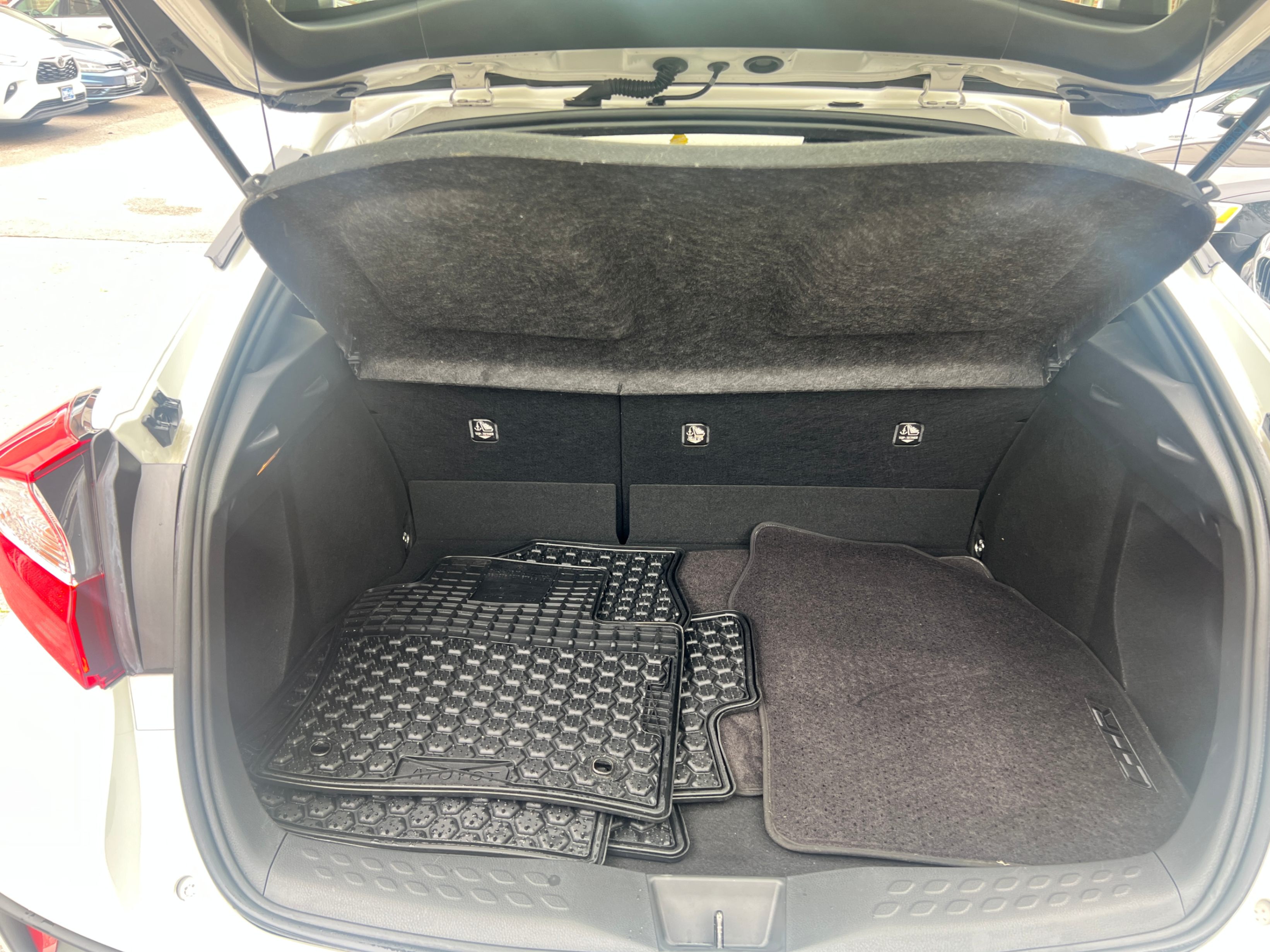 /crownautomobile/2021-Toyota-C-HR-16619290238325002.jpg