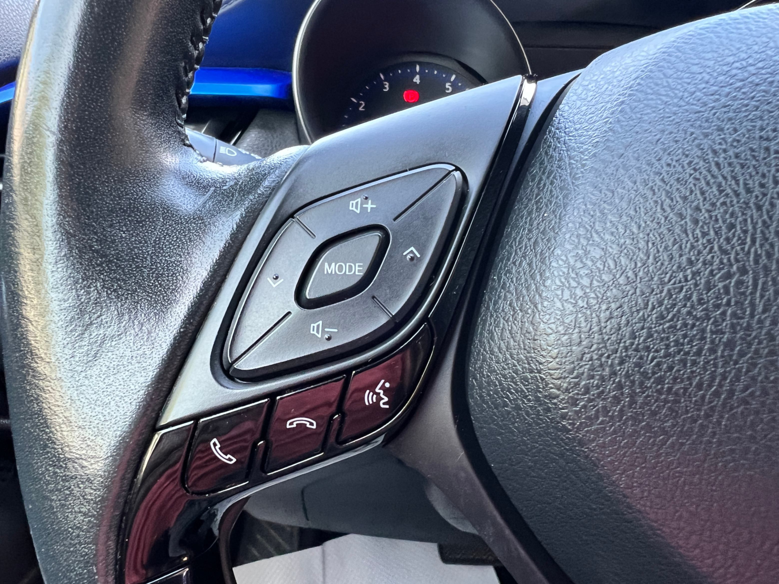 /crownautomobile/2021-Toyota-C-HR-2112542922905667.jpg